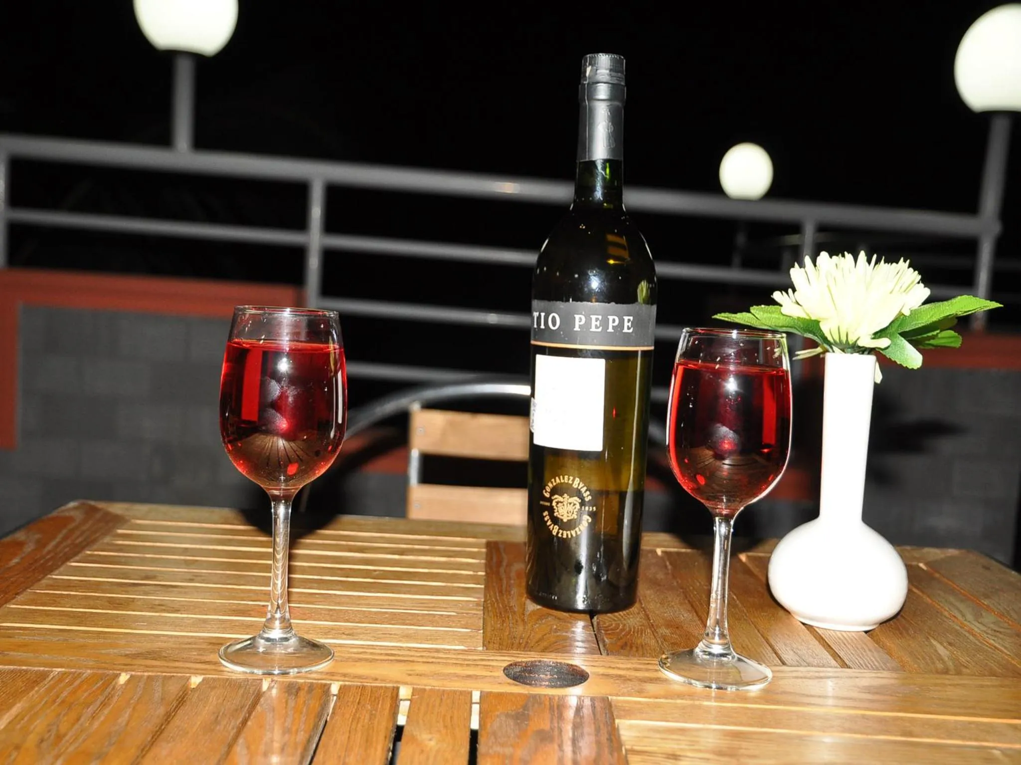 Alcoholic drinks in Monalisa Hotel