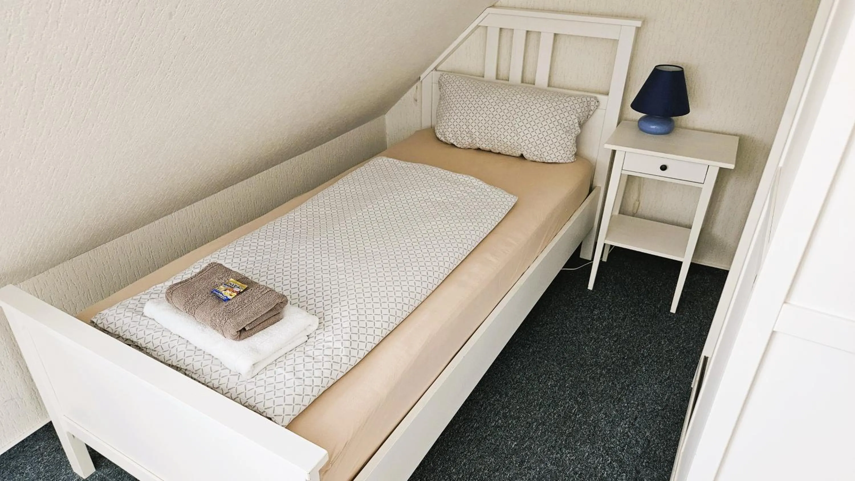 Bed in Hotel Dorfkrug Büsum