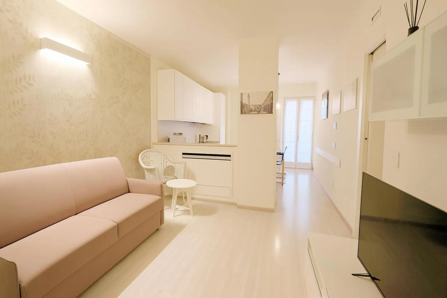 TV and multimedia in Truly Verona