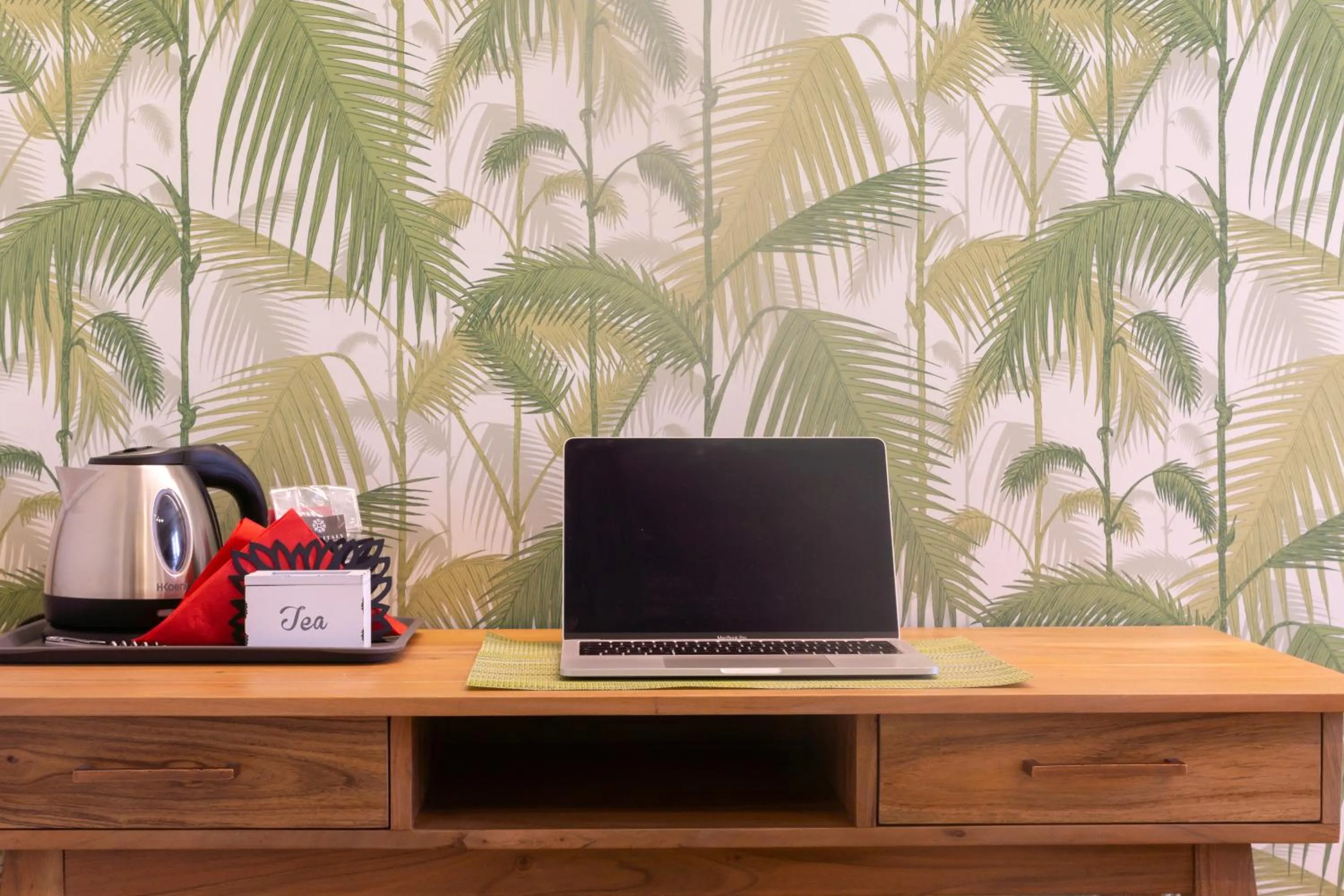 Decorative detail in Truly Verona