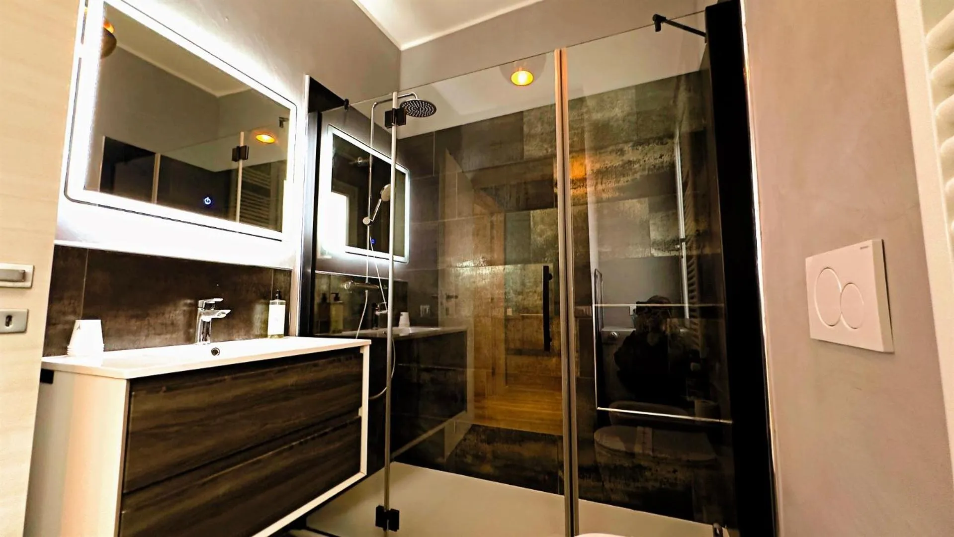 Bathroom in Truly Verona