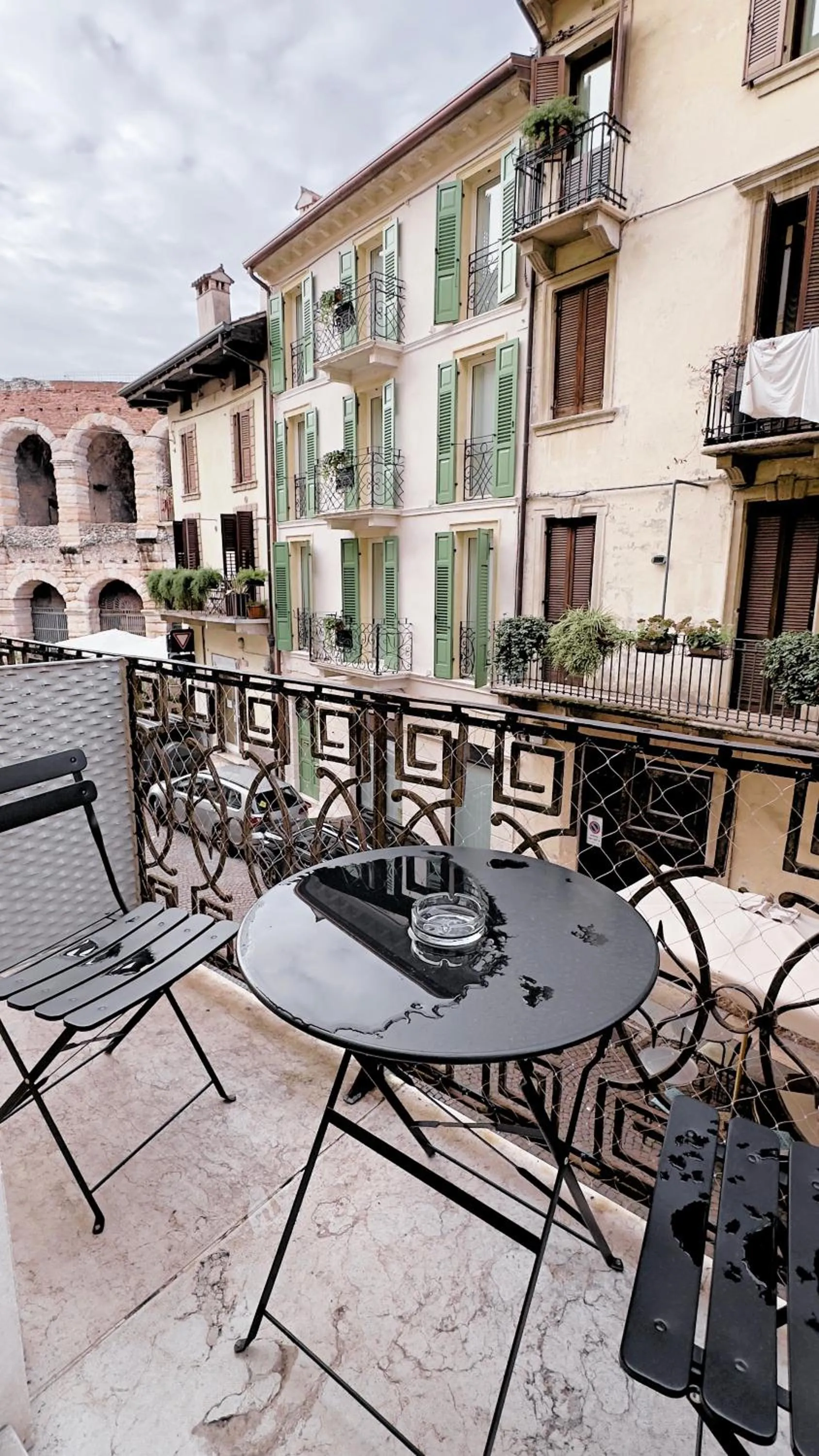 Balcony/Terrace in Truly Verona