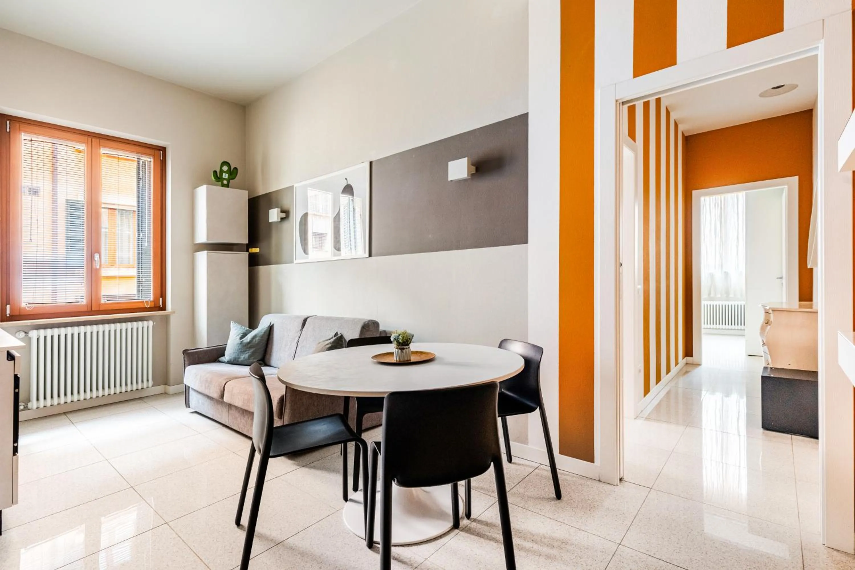 Dining area in Truly Verona