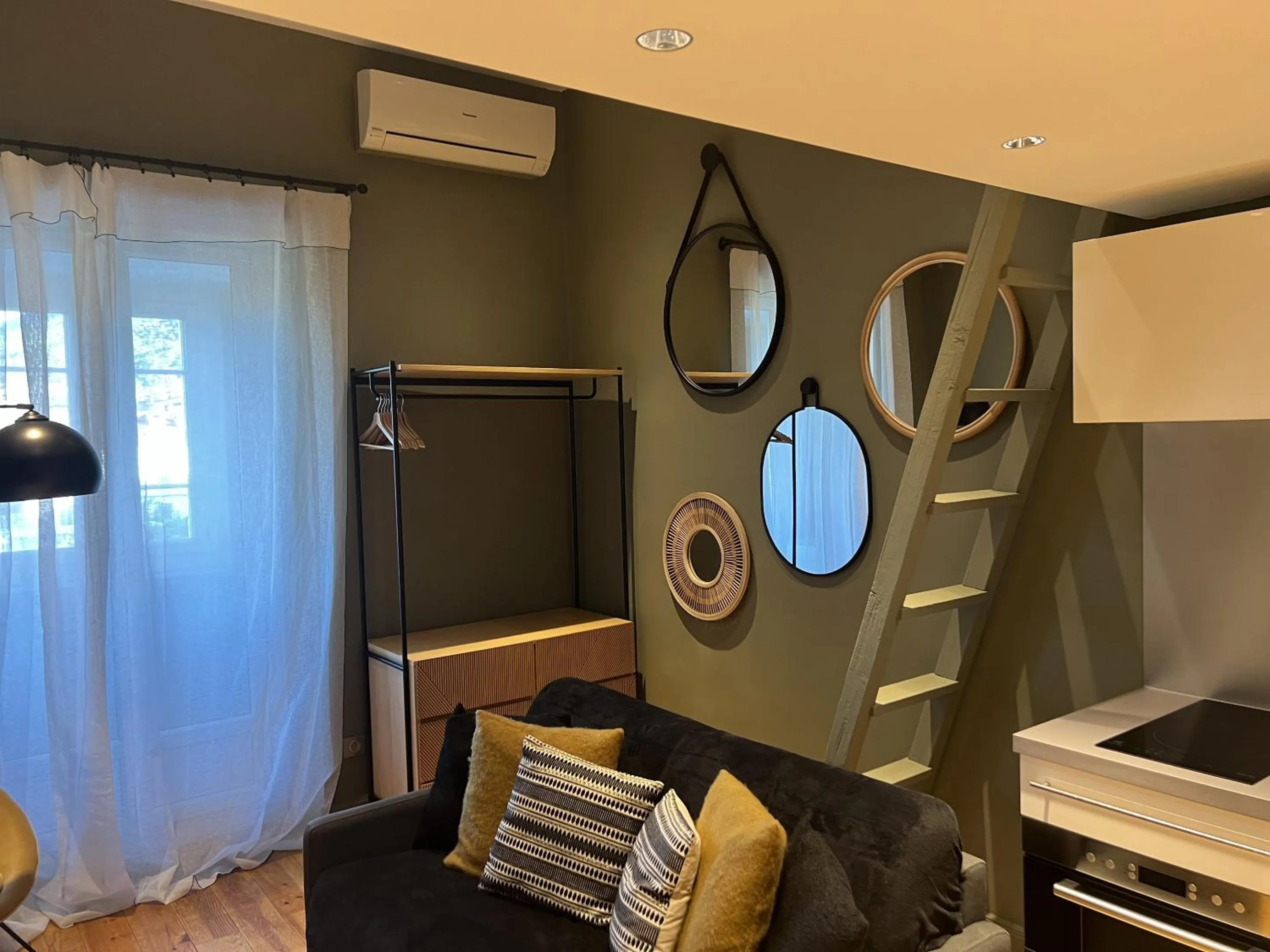 Other in Les Terrasses de Padoue