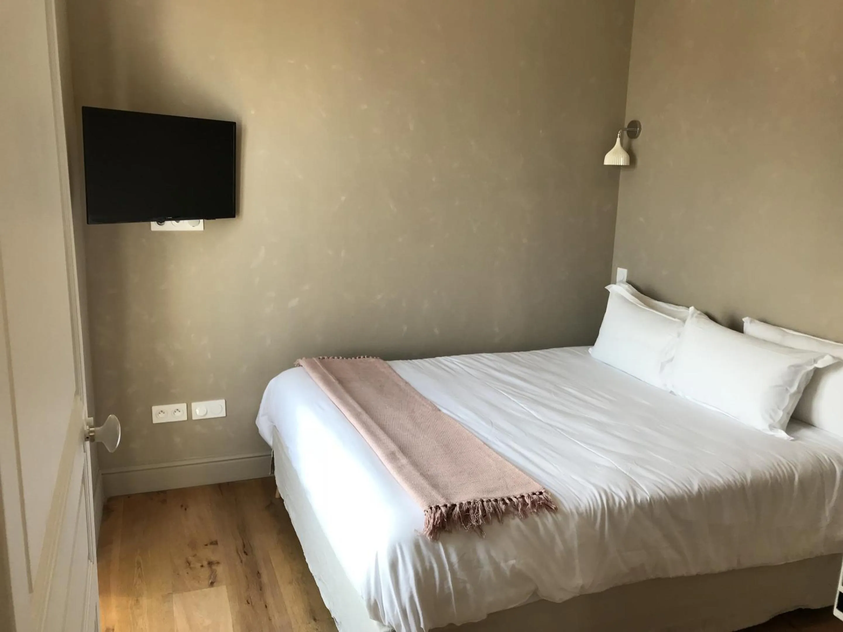 Bedroom, Bed in Les Terrasses de Padoue