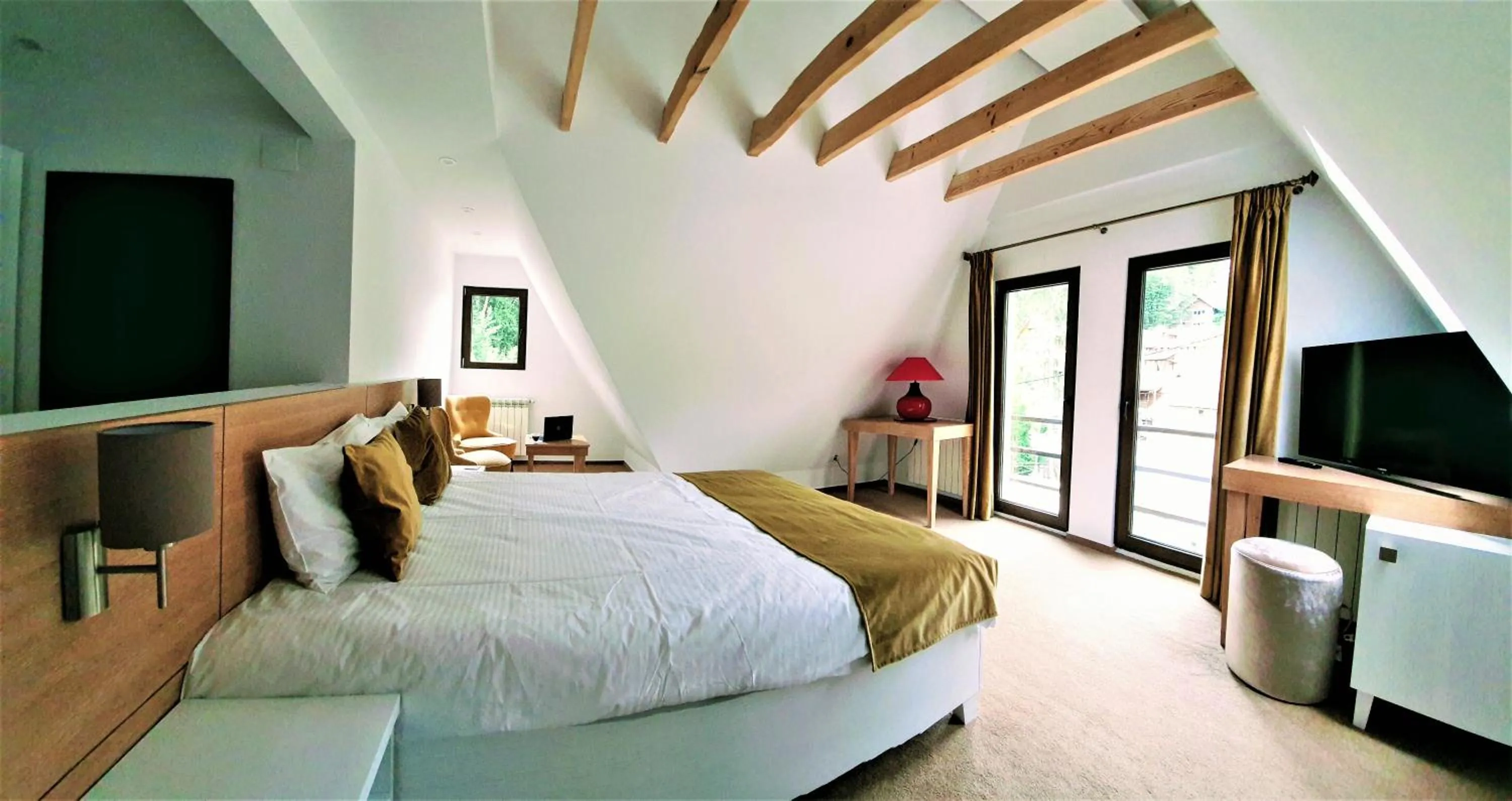 Photo of the whole room, Bed in Casa Varful Cu Dor
