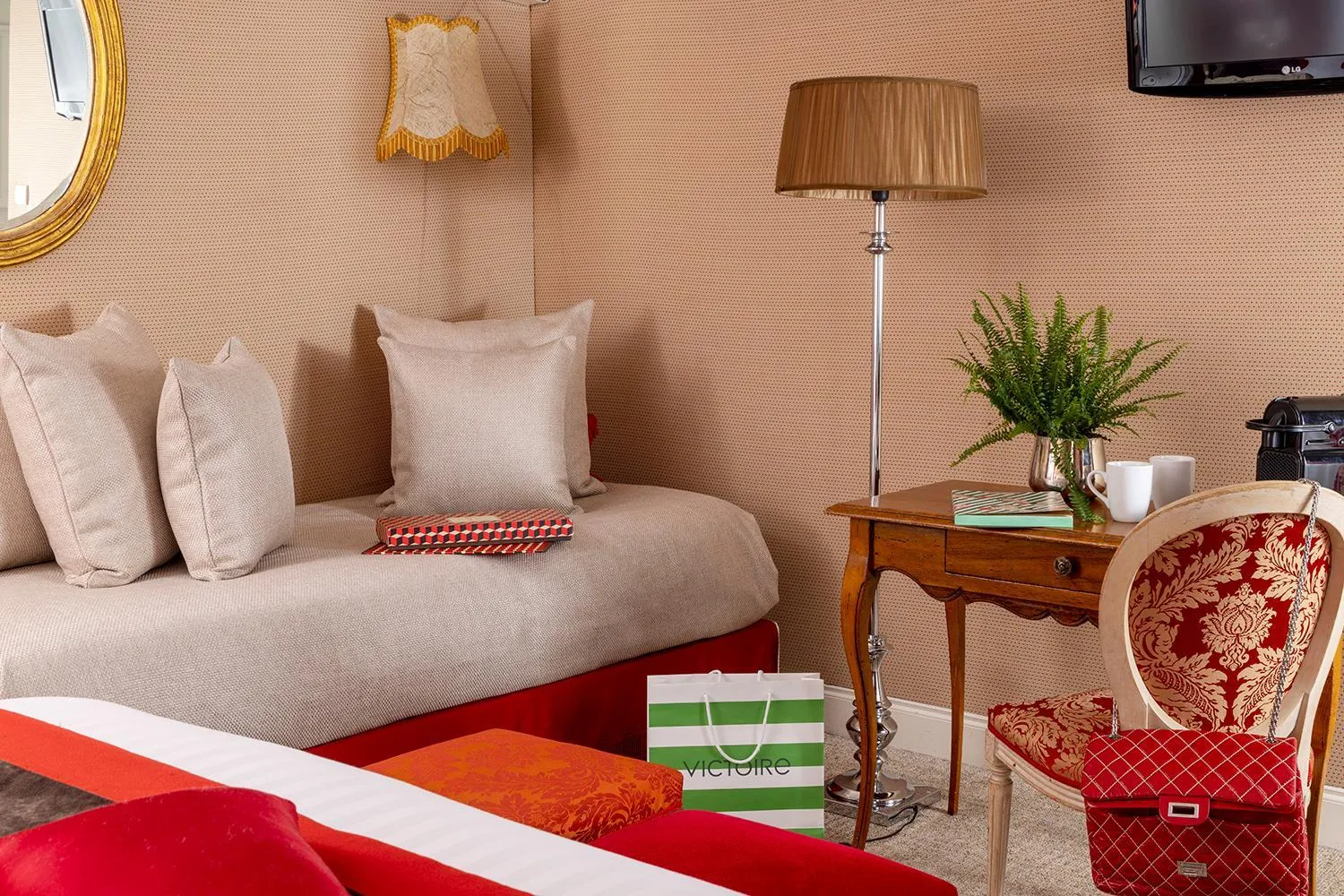 Bed in Hotel De Seine