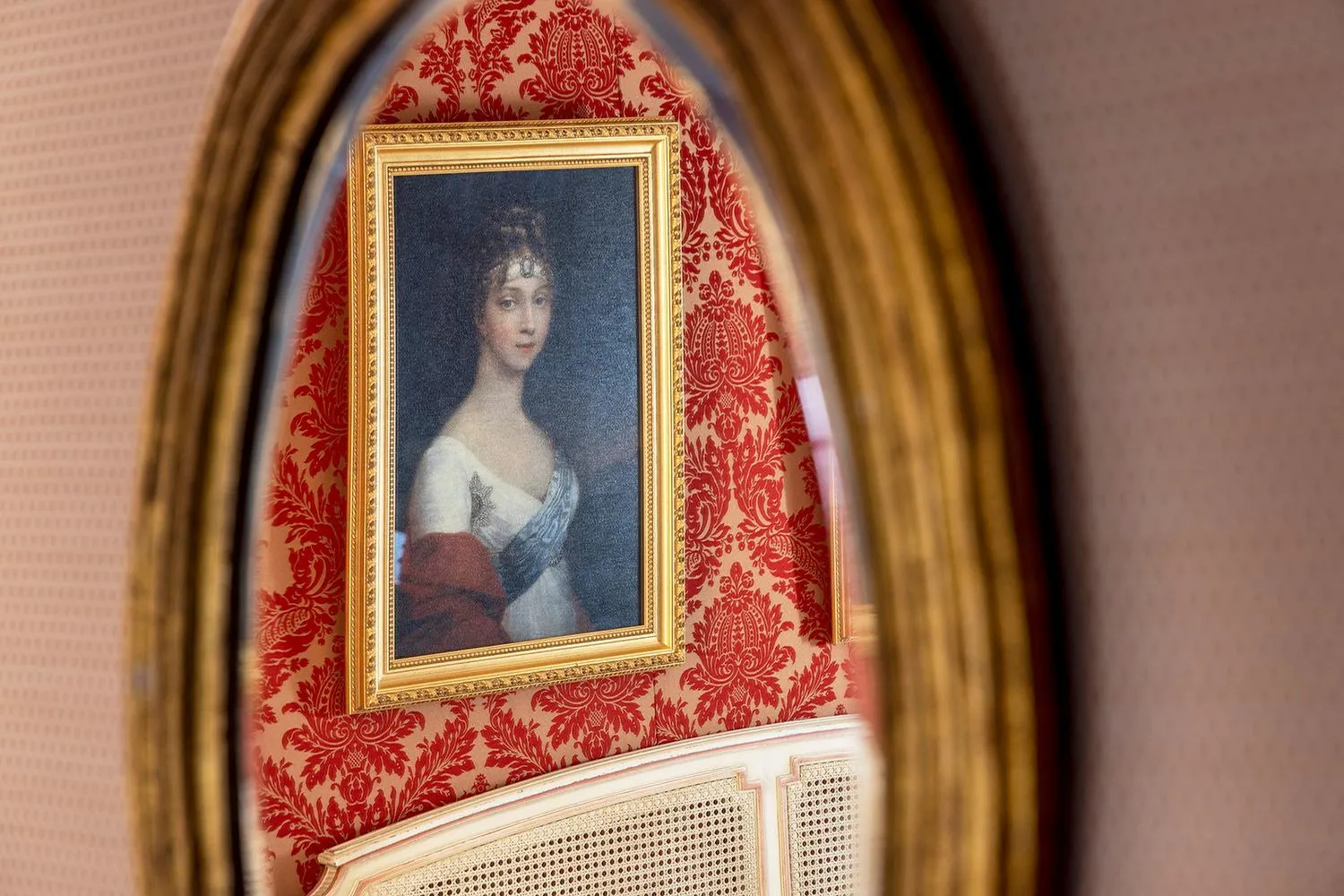 Decorative detail in Hotel De Seine