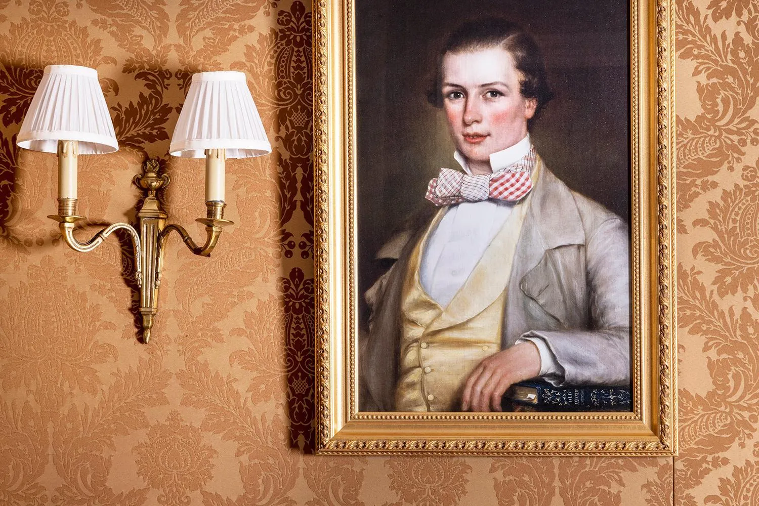 Decorative detail in Hotel De Seine