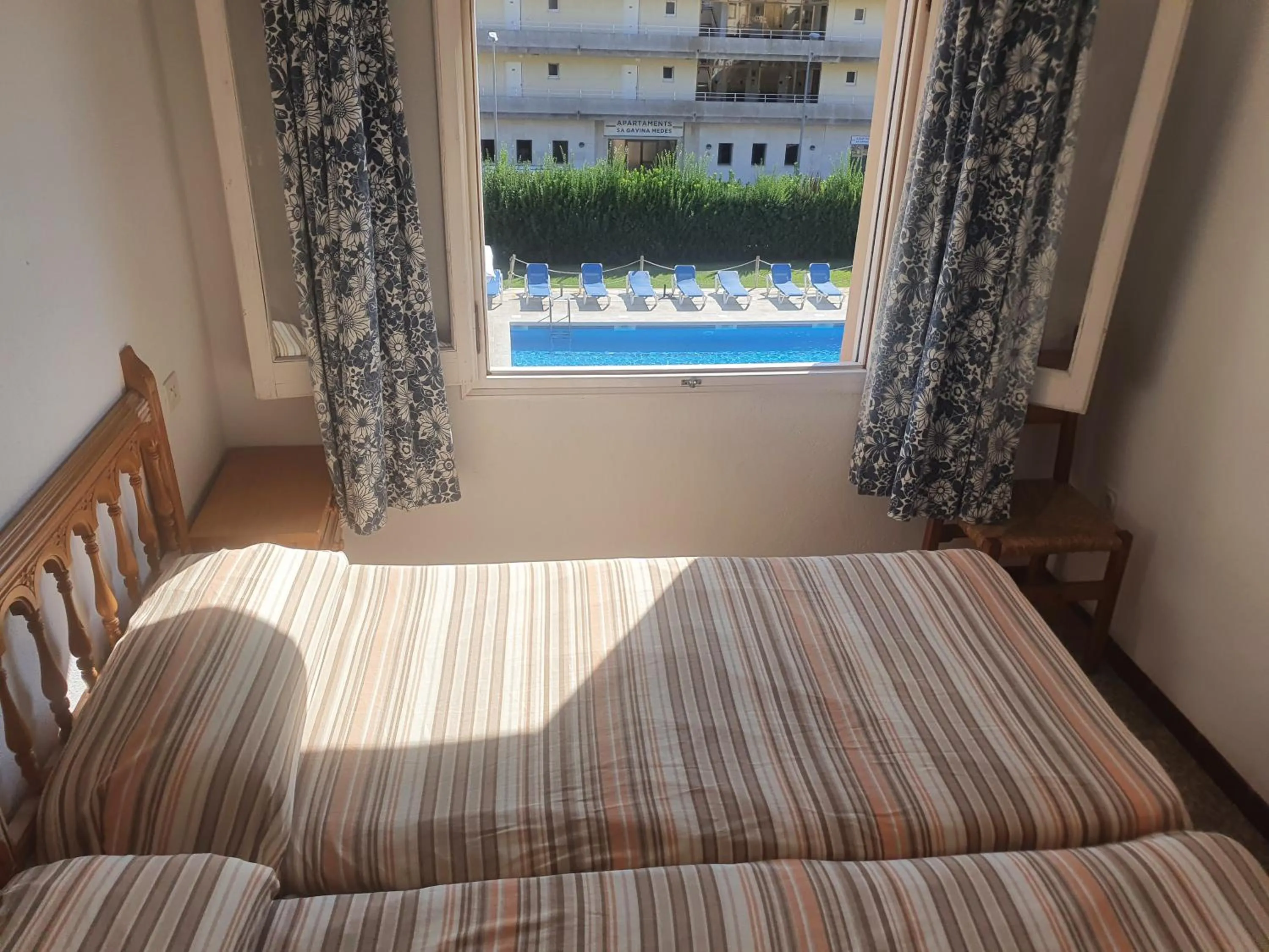 Bedroom, Bed in Payet Apartments