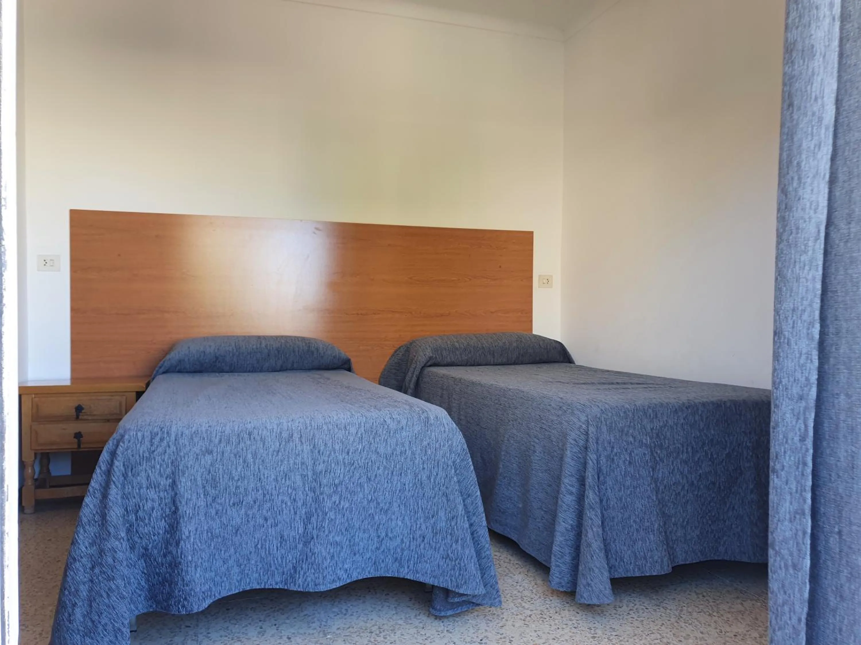 Bedroom, Bed in Payet Apartments