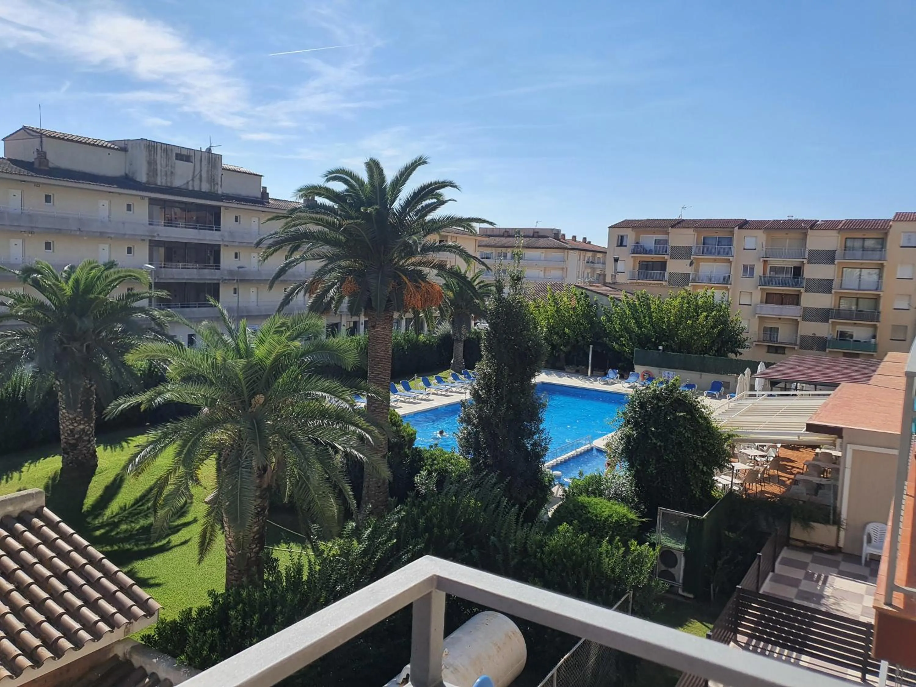 Pool view in Payet Apartments