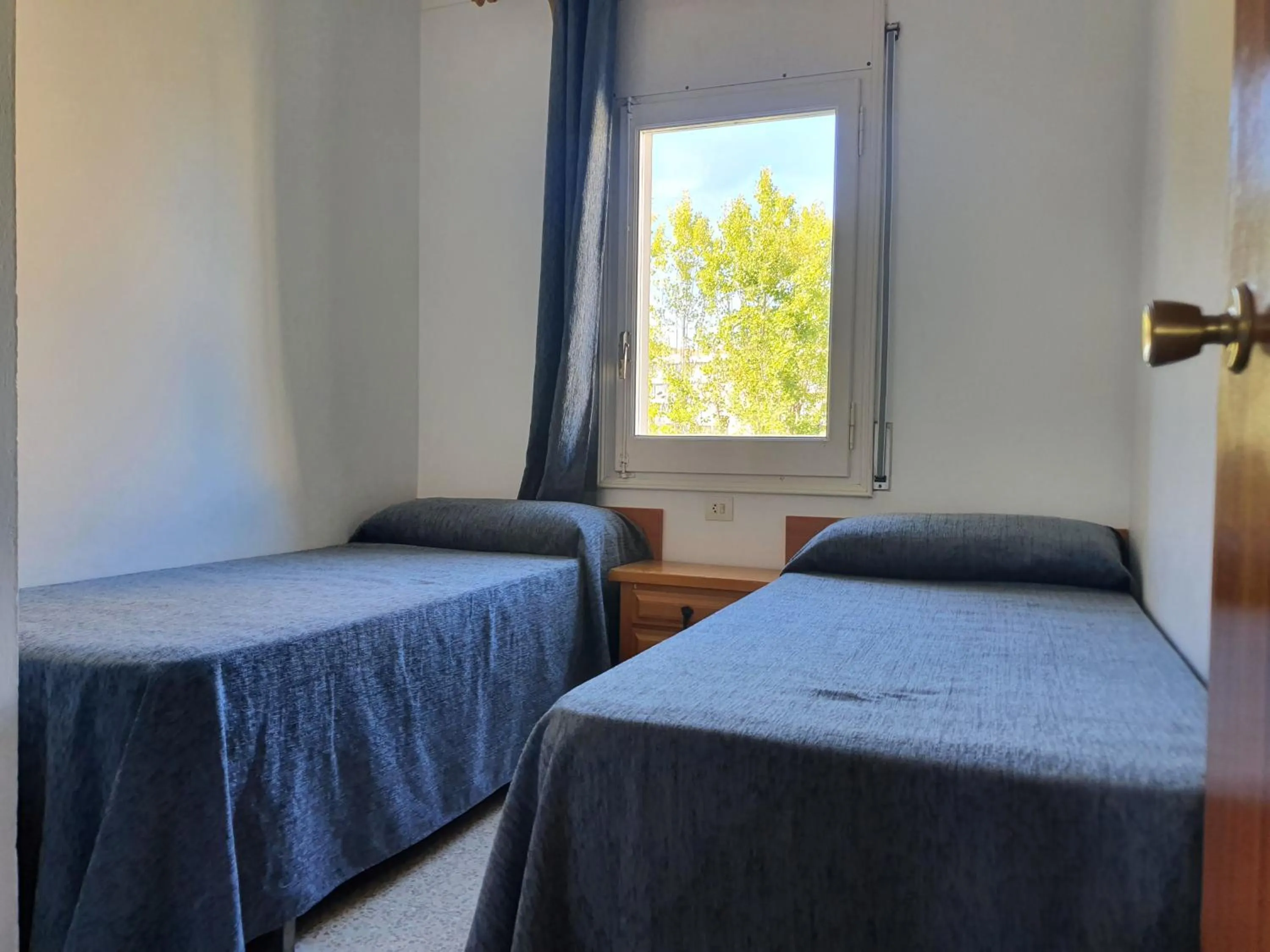 Bedroom, Bed in Payet Apartments