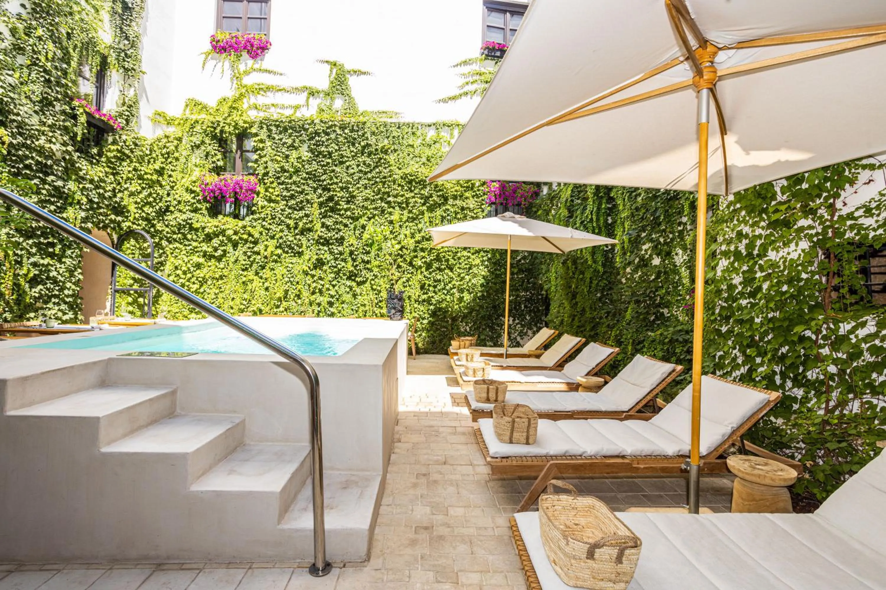 Restaurant/places to eat in Casa Nostra Boutique Hotel & Spa