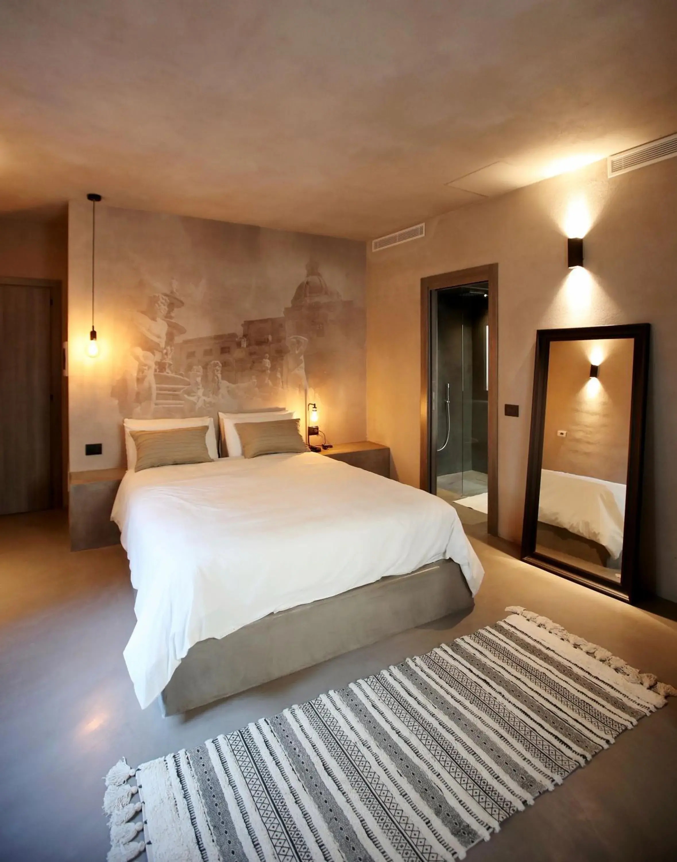 Deluxe Suite with Spa Bath - single occupancy in Casa Nostra Boutique Hotel & Spa Deluxe Suite with Spa Bath - single occupancy in Casa Nostra Boutique Hotel & Spa
