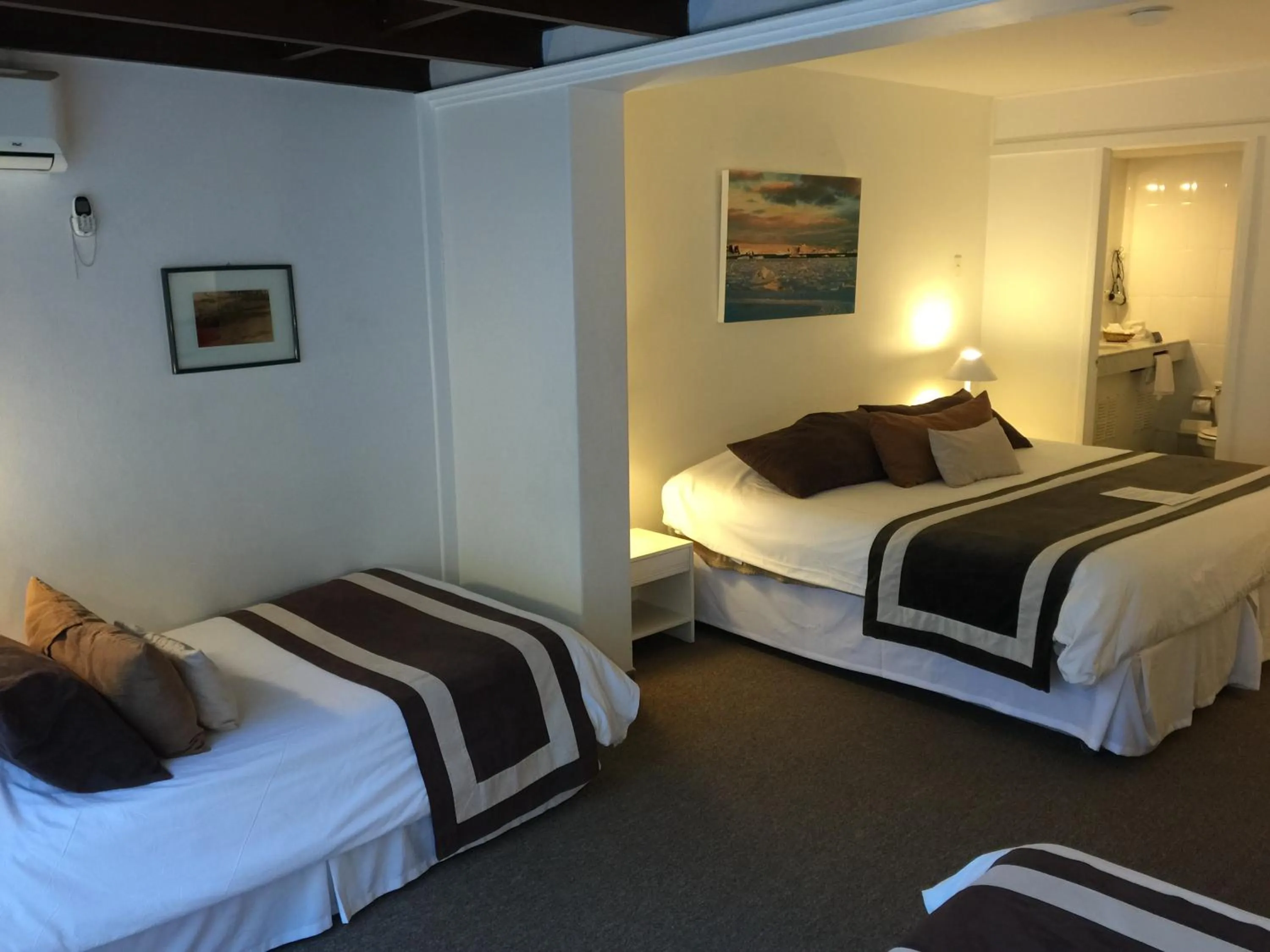 Photo of the whole room, Bed in Hotel Acacias de Vitacura