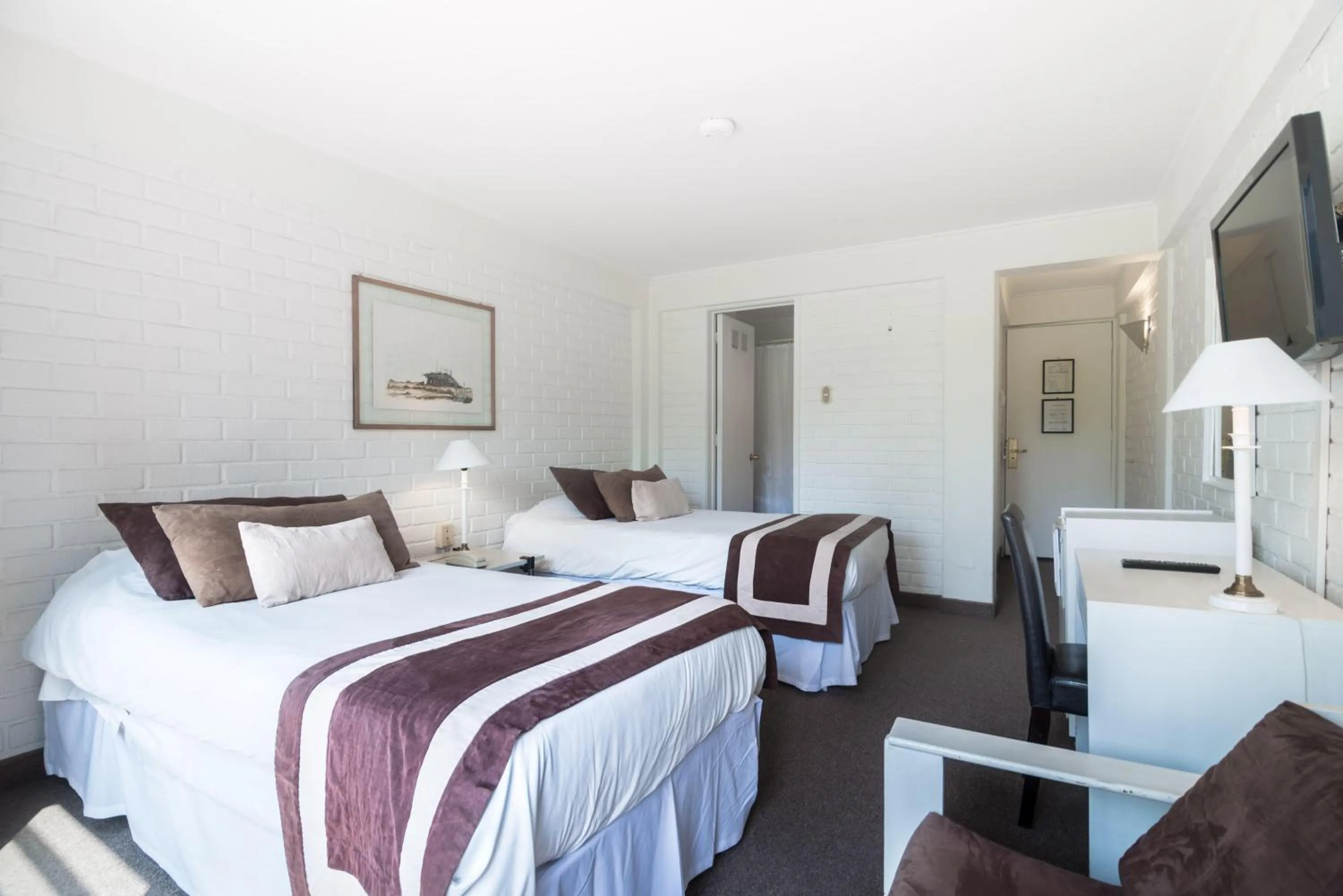 Photo of the whole room, Bed in Hotel Acacias de Vitacura