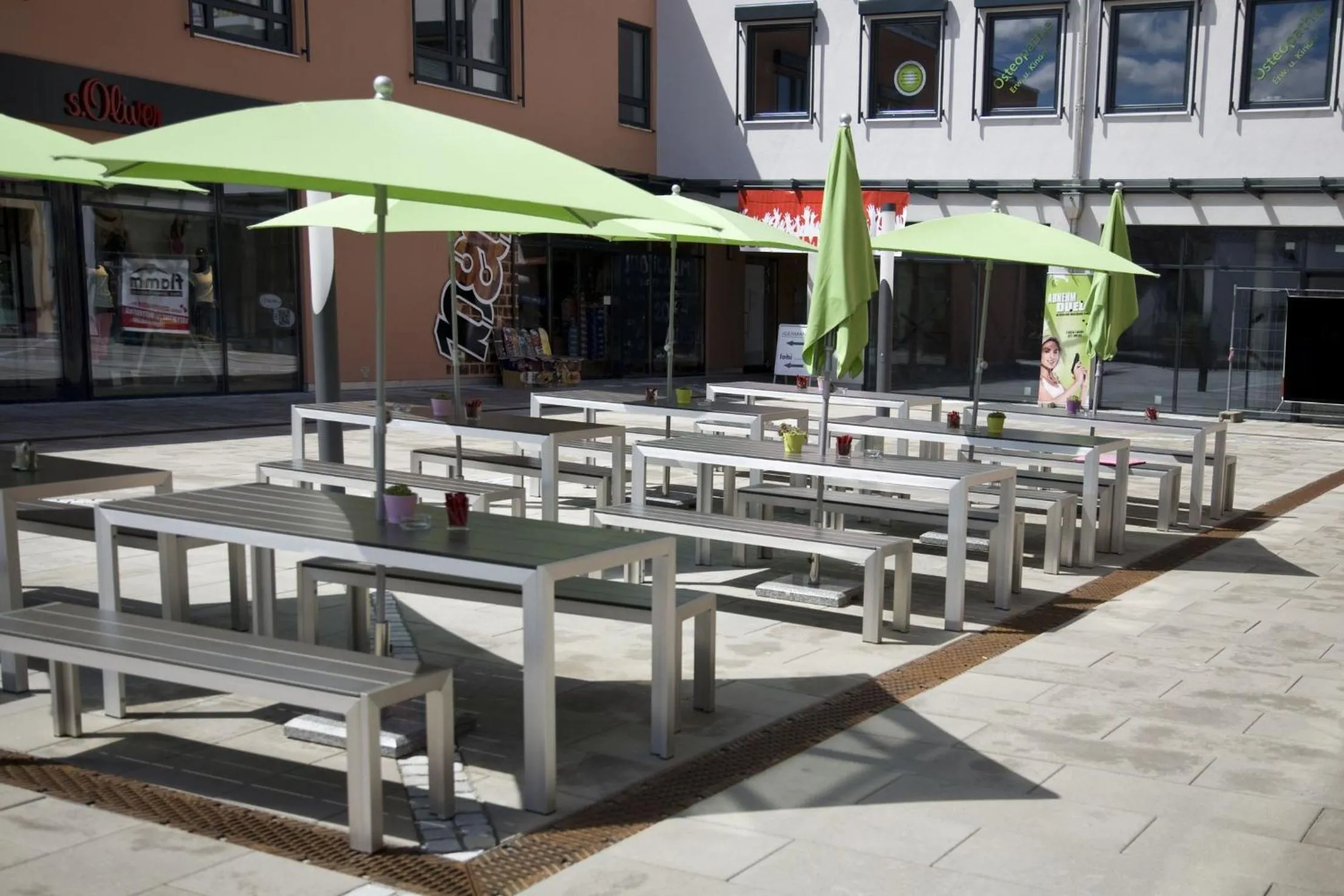 Patio in Aparthotel Landau an der Isar