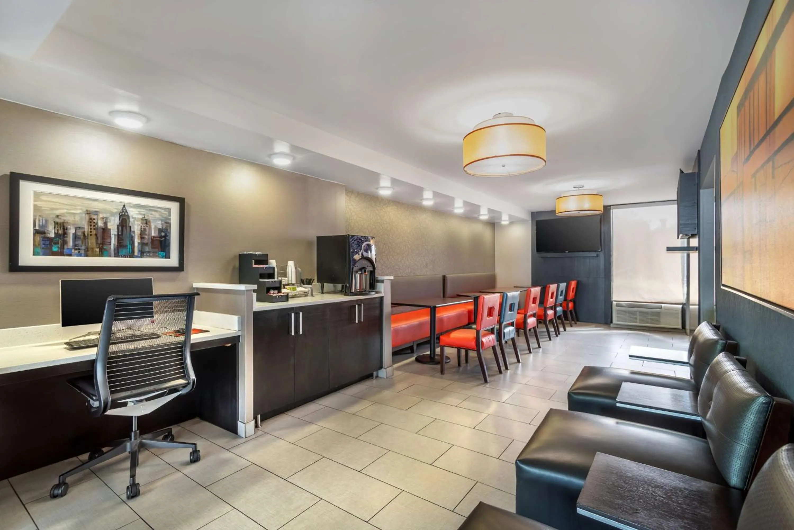 Lobby or reception in Best Western Gastonia