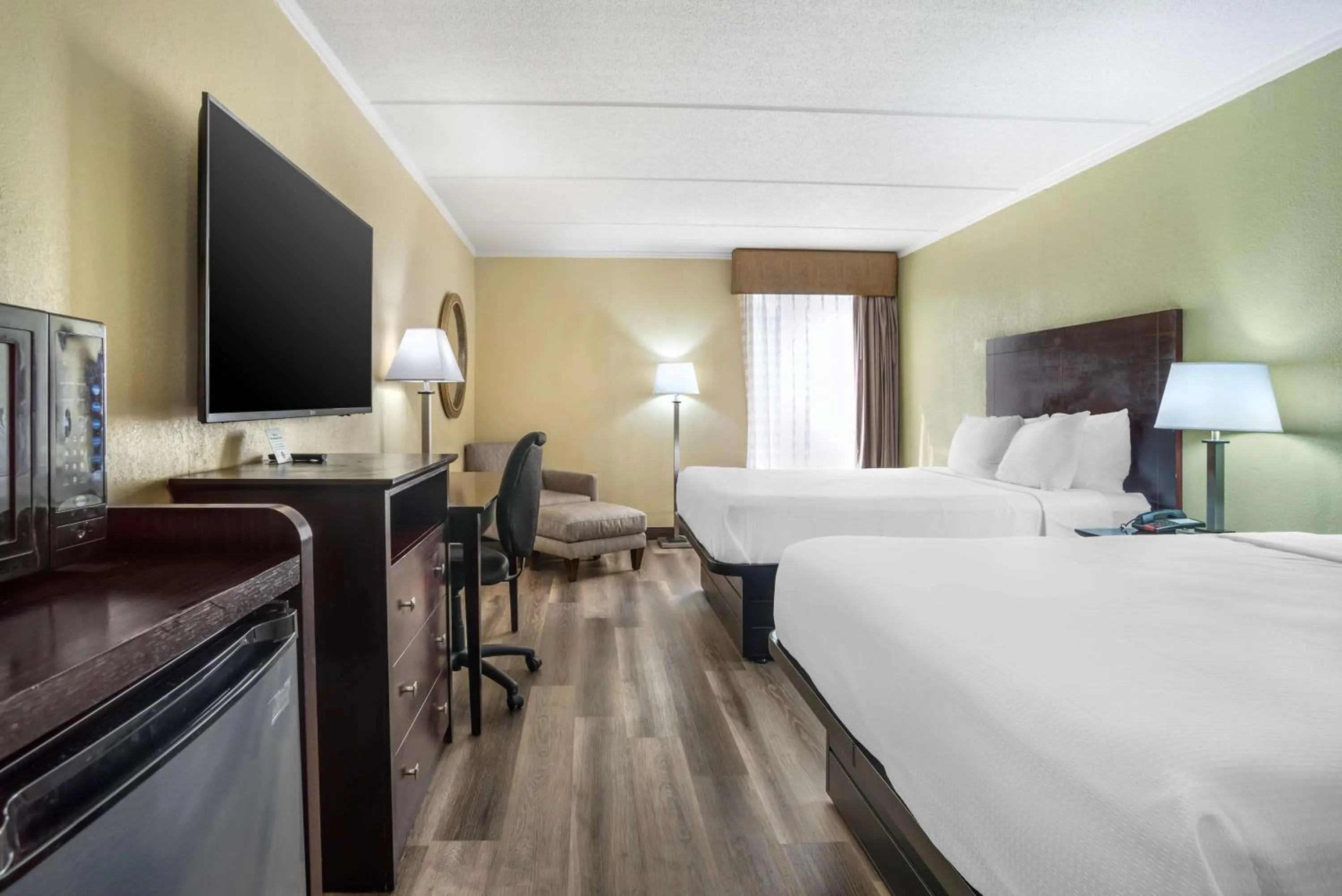 Bedroom, Bed in Best Western Gastonia