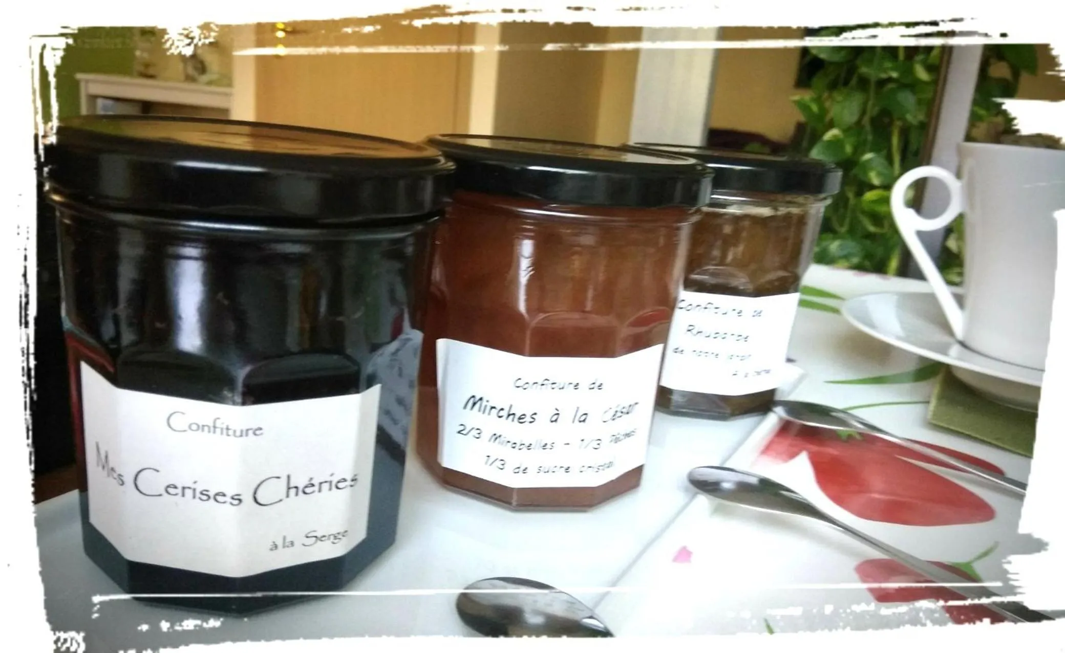 Breakfast in La chambre aux hirondelles