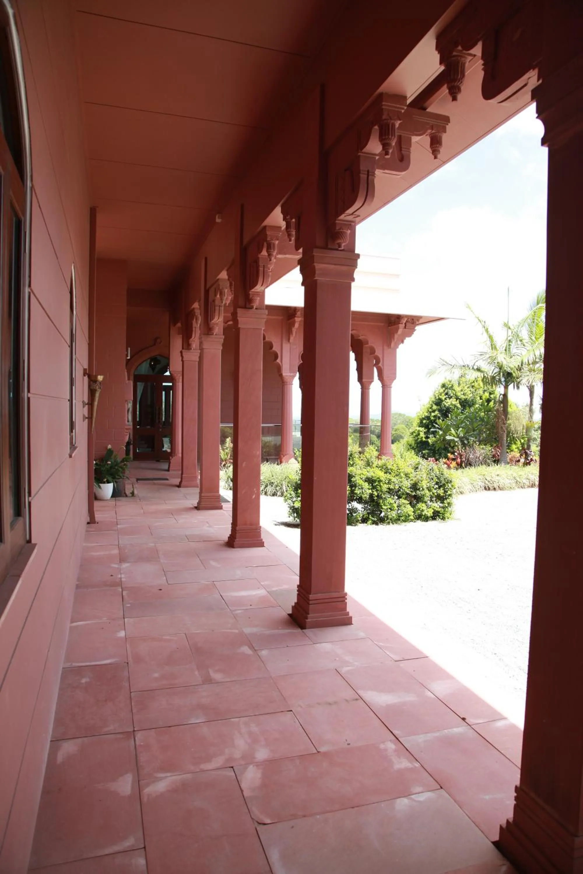 Facade/entrance in Jodha Bai Retreat