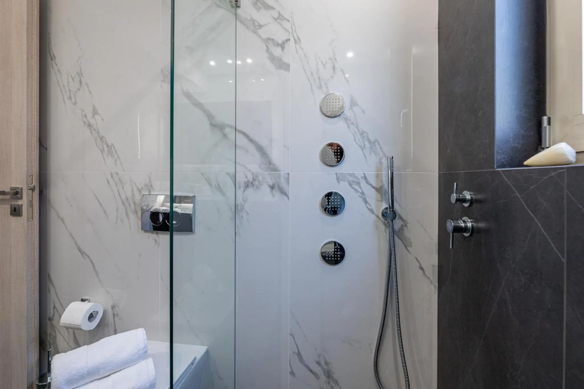 Bathroom in Olygreen Athens Residences