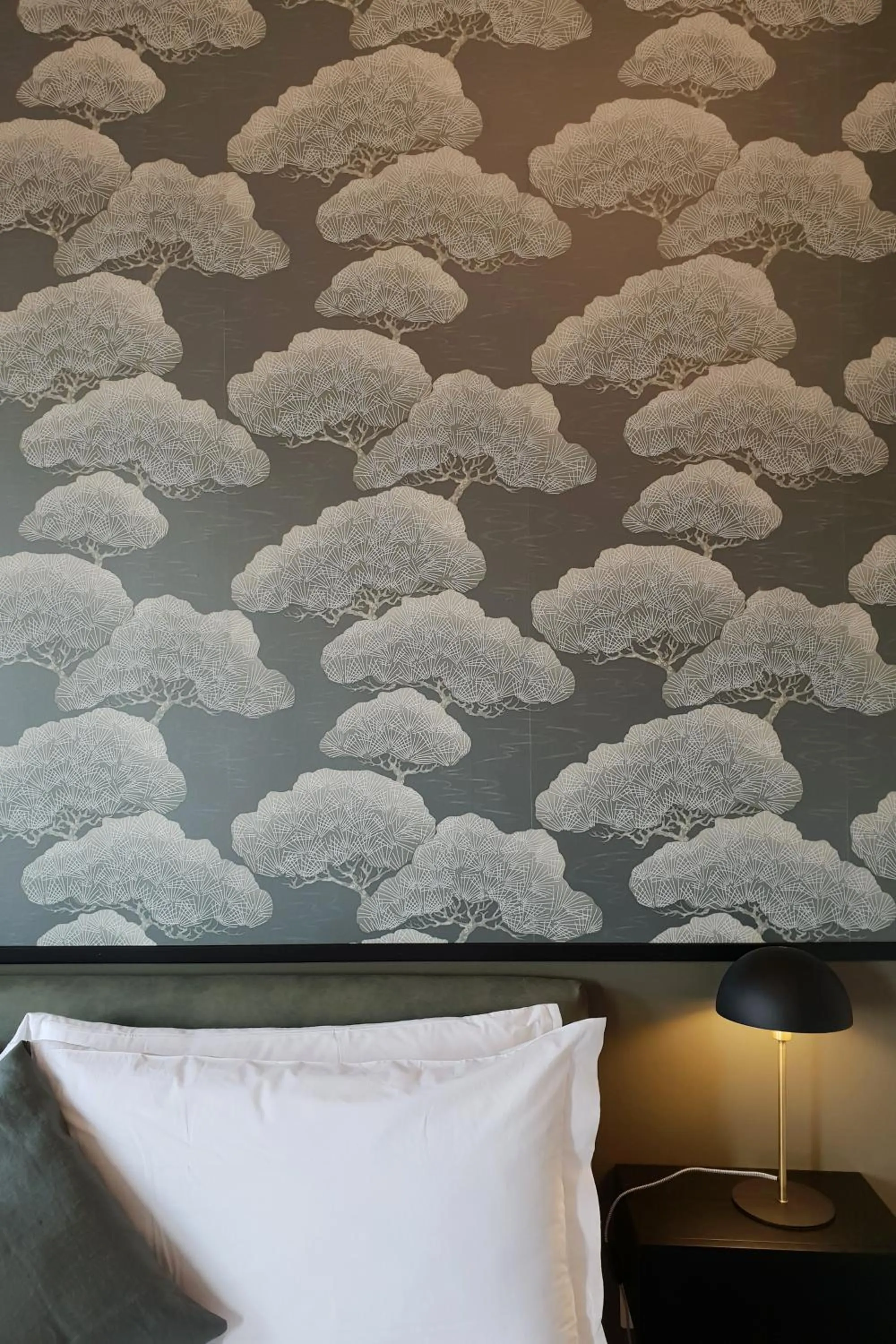 Bed in Cavour Urban Rooms by GHOR