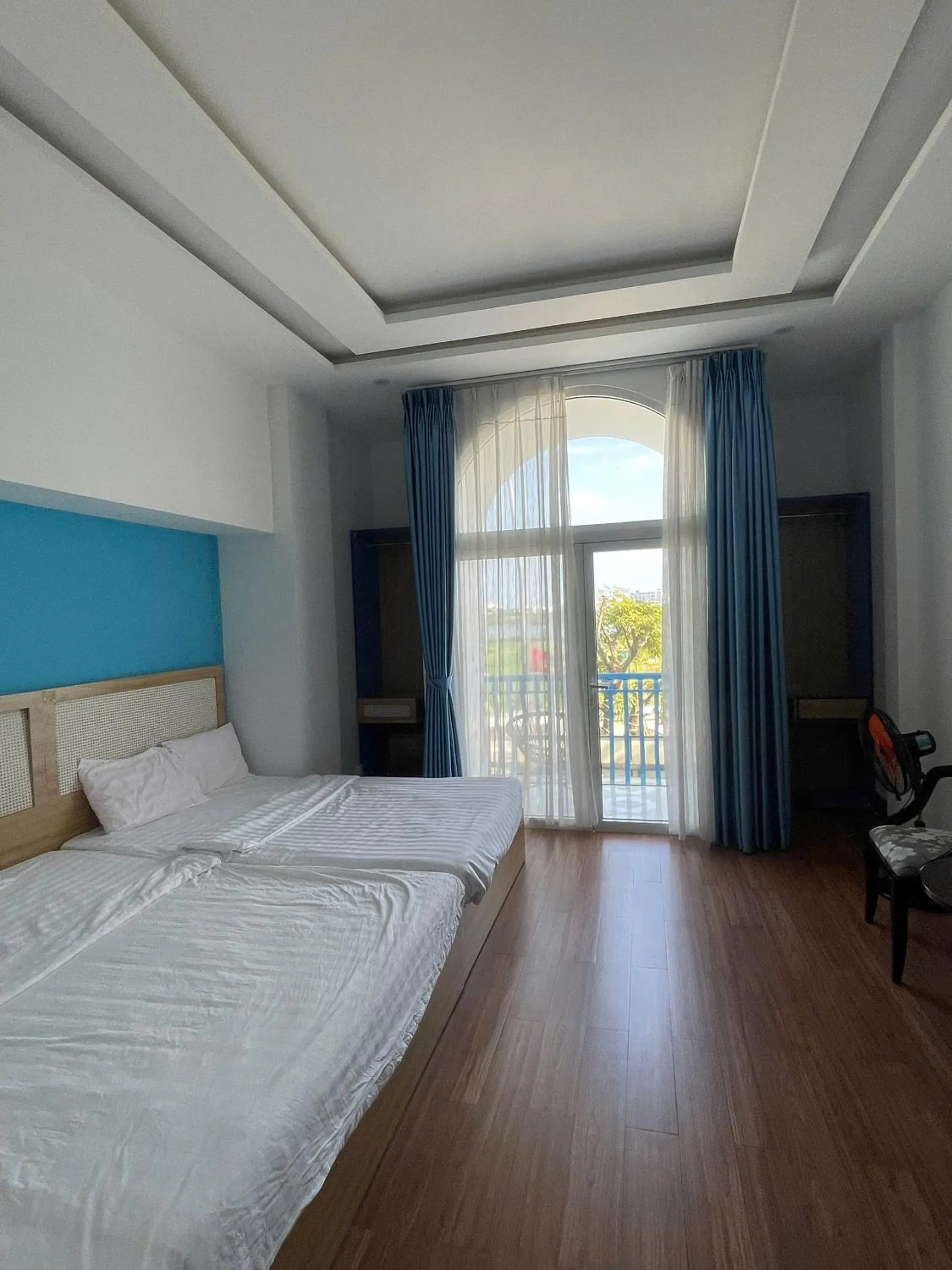 Bed in Santorini House and Coffee