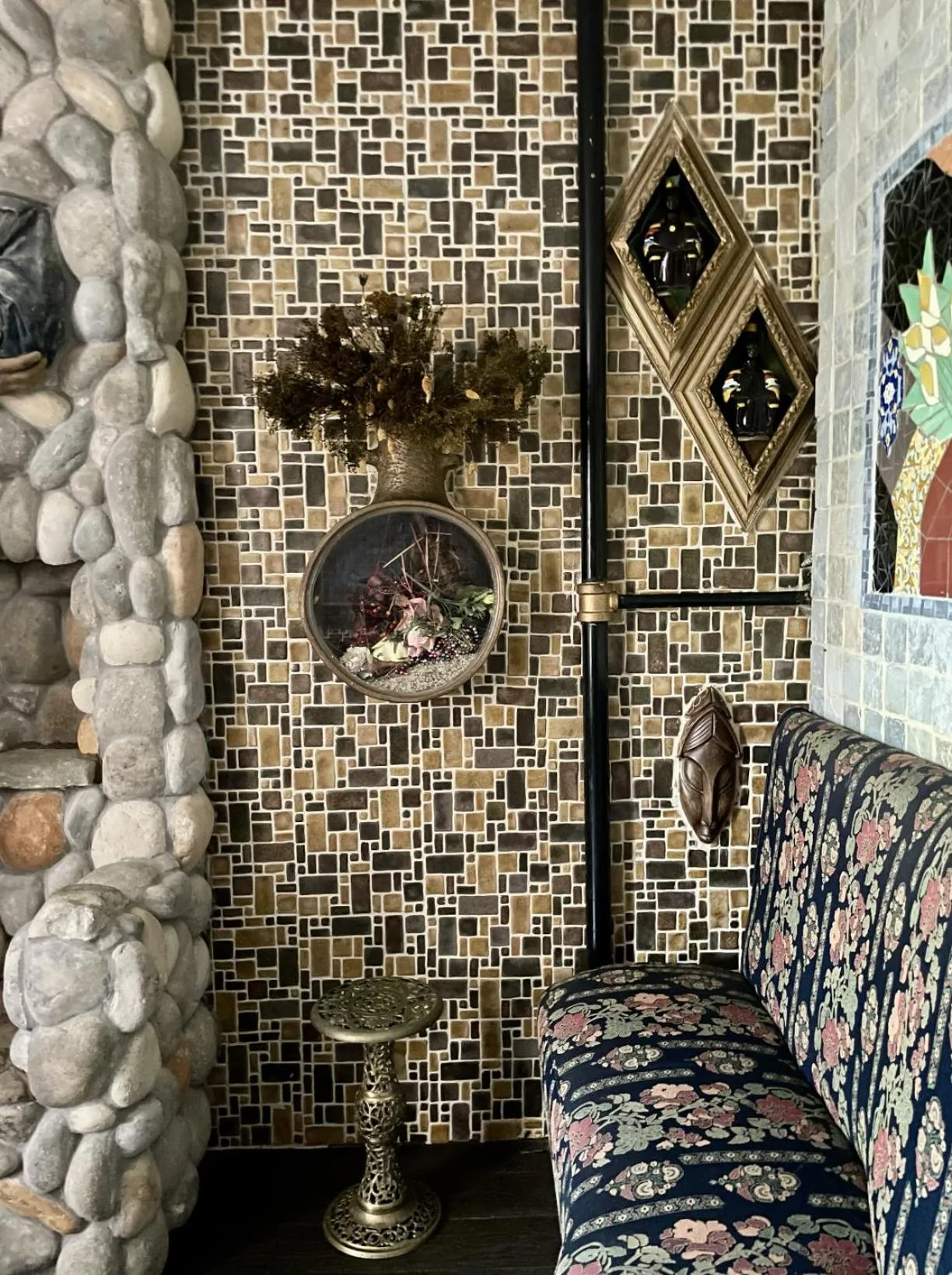 Property building in NYC Townhouse Apartment