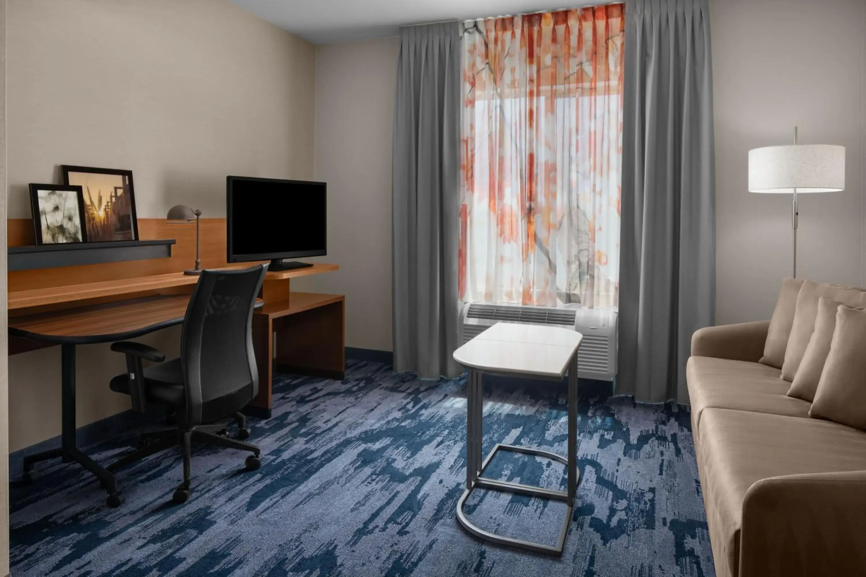 Executive Suite, 1 King, Sofa bed in Fairfield Inn & Suites by Marriott Tustin Orange County Executive Suite, 1 King, Sofa bed in Fairfield Inn & Suites by Marriott Tustin Orange County