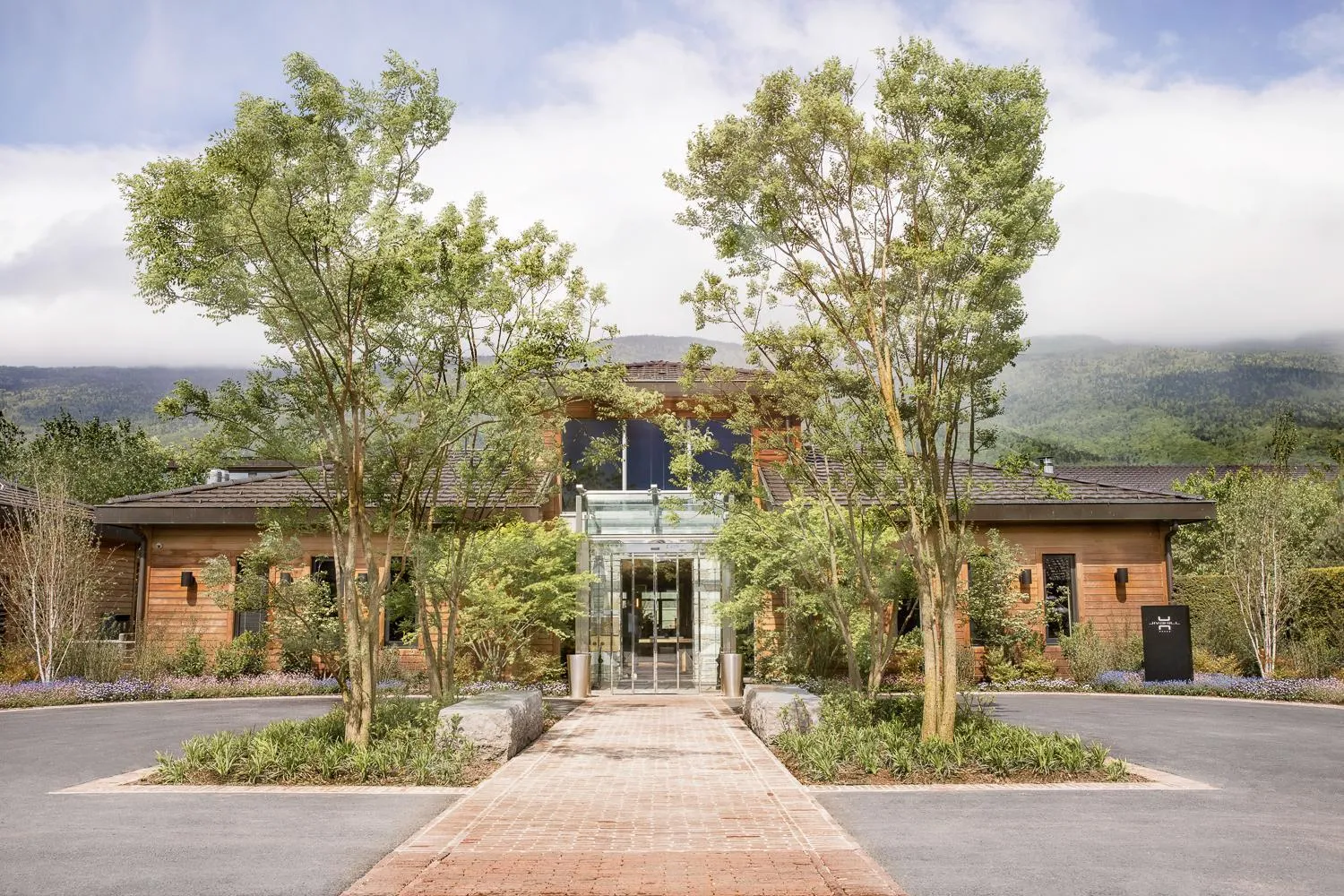 Facade/entrance in Jiva Hill Resort - Genève