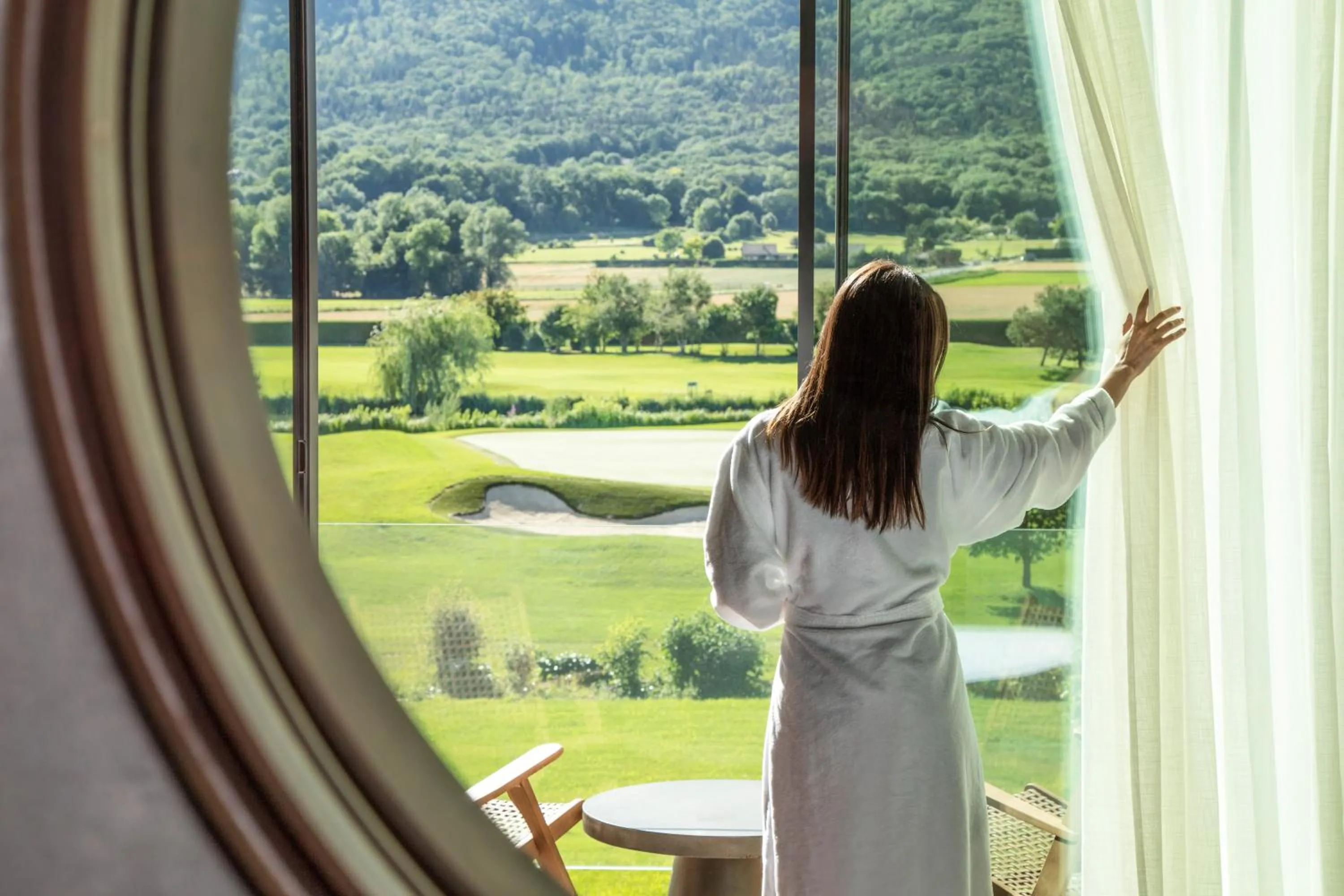 Mountain view in Jiva Hill Resort - Genève