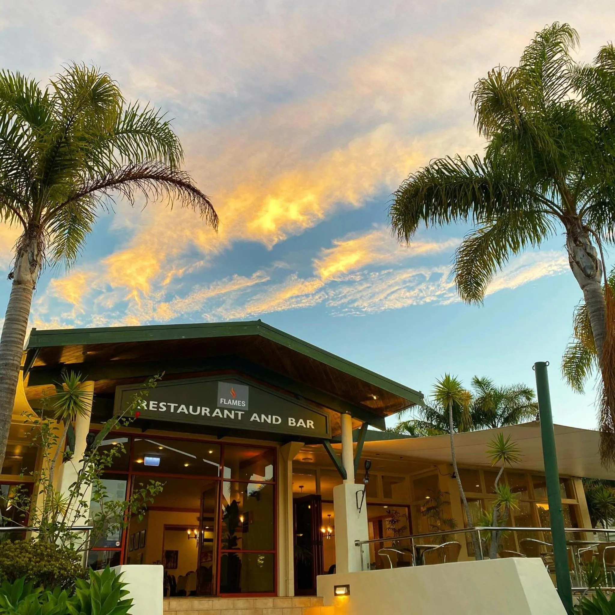 Restaurant/places to eat in Comfort Hotel Flames Whangarei