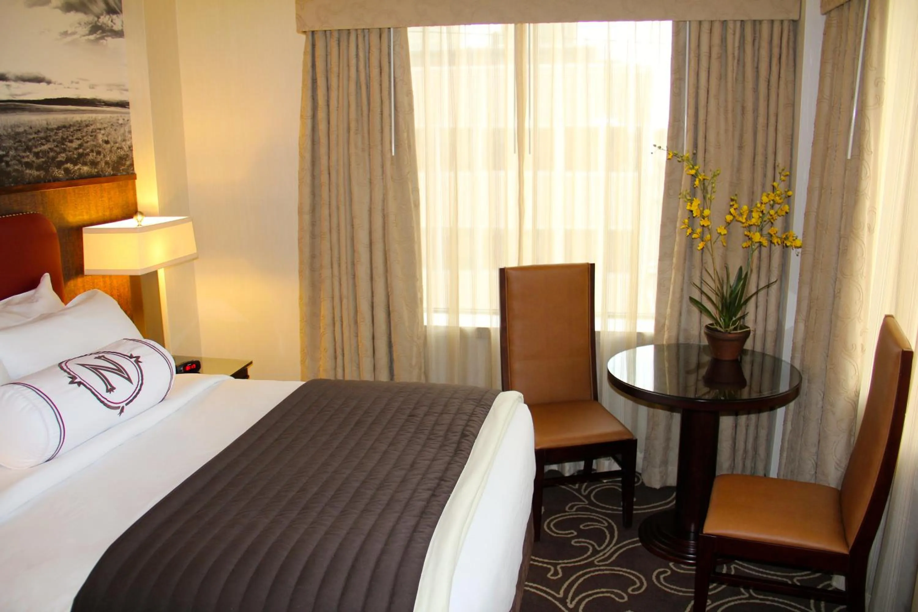 Photo of the whole room, Bed in Northern Hotel