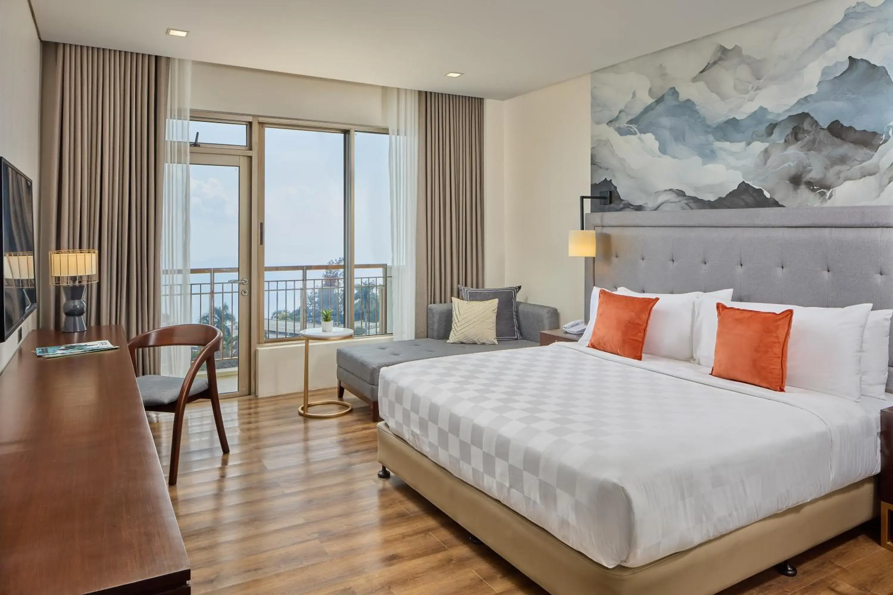 Superior King in Summit Ridge Tagaytay - Newly Renovated Superior King in Summit Ridge Tagaytay - Newly Renovated