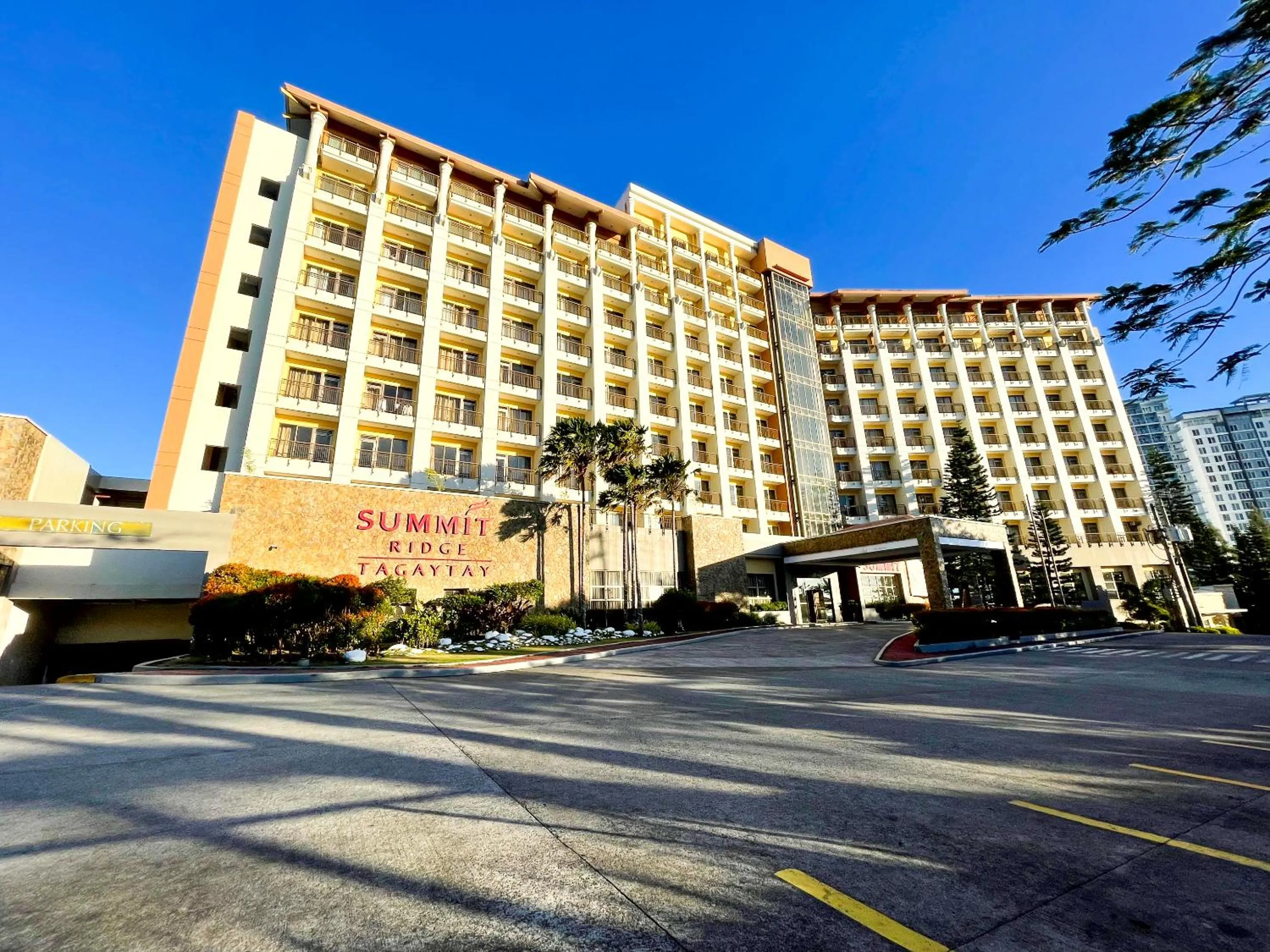 Property building in Summit Ridge Tagaytay - Newly Renovated