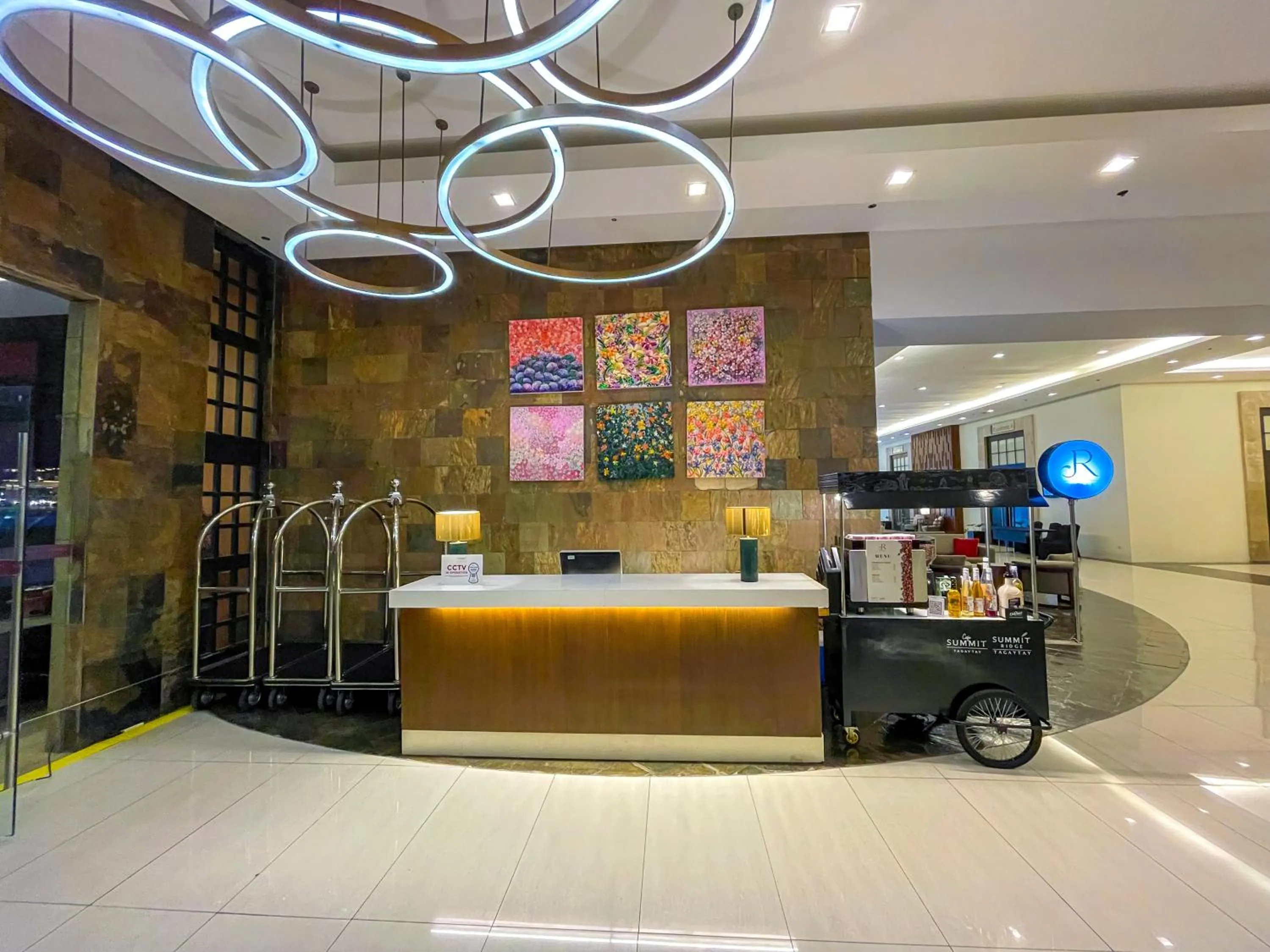 Lobby or reception in Summit Ridge Tagaytay - Newly Renovated