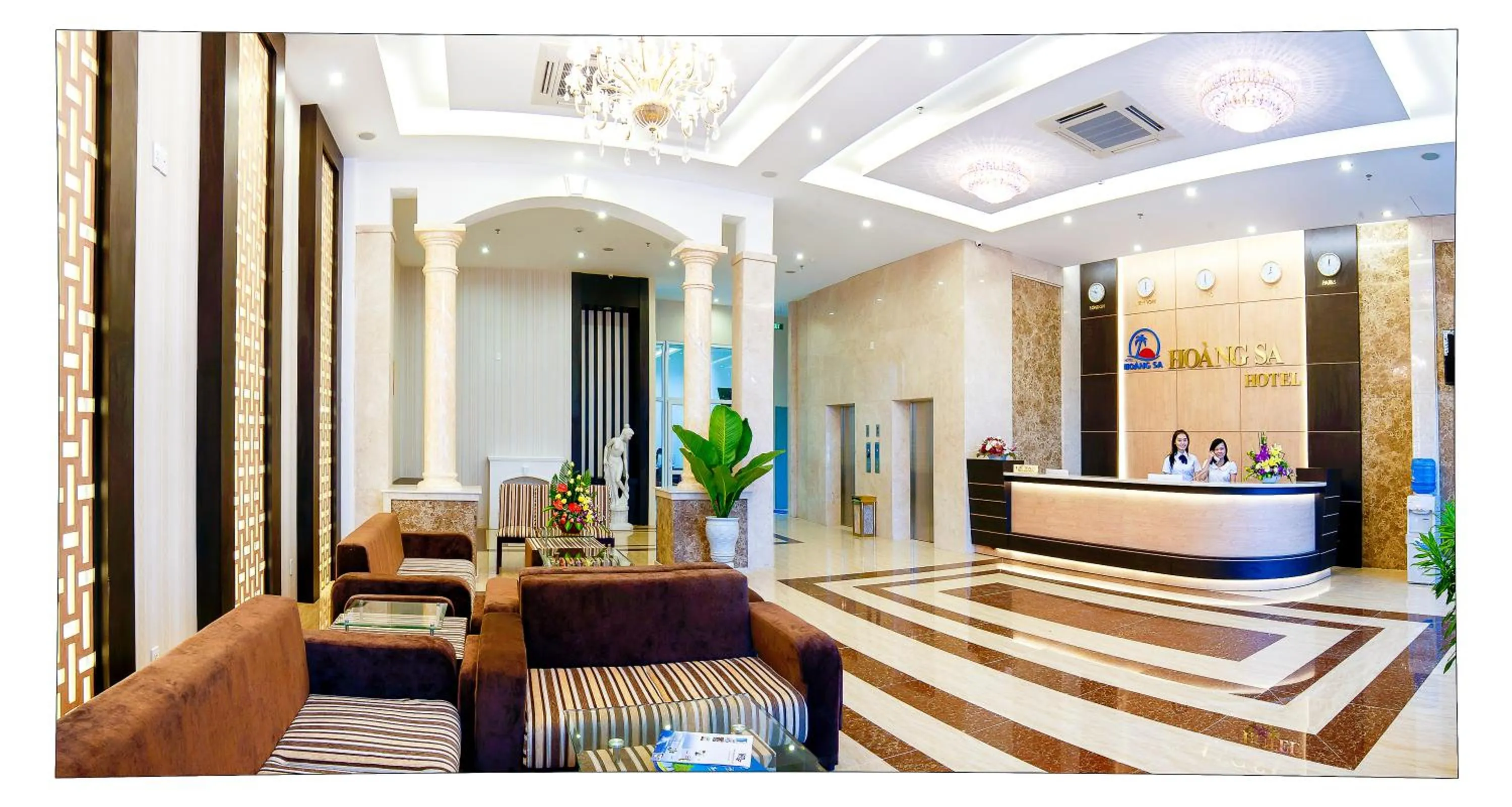 Lobby or reception in Hoang Sa Hotel