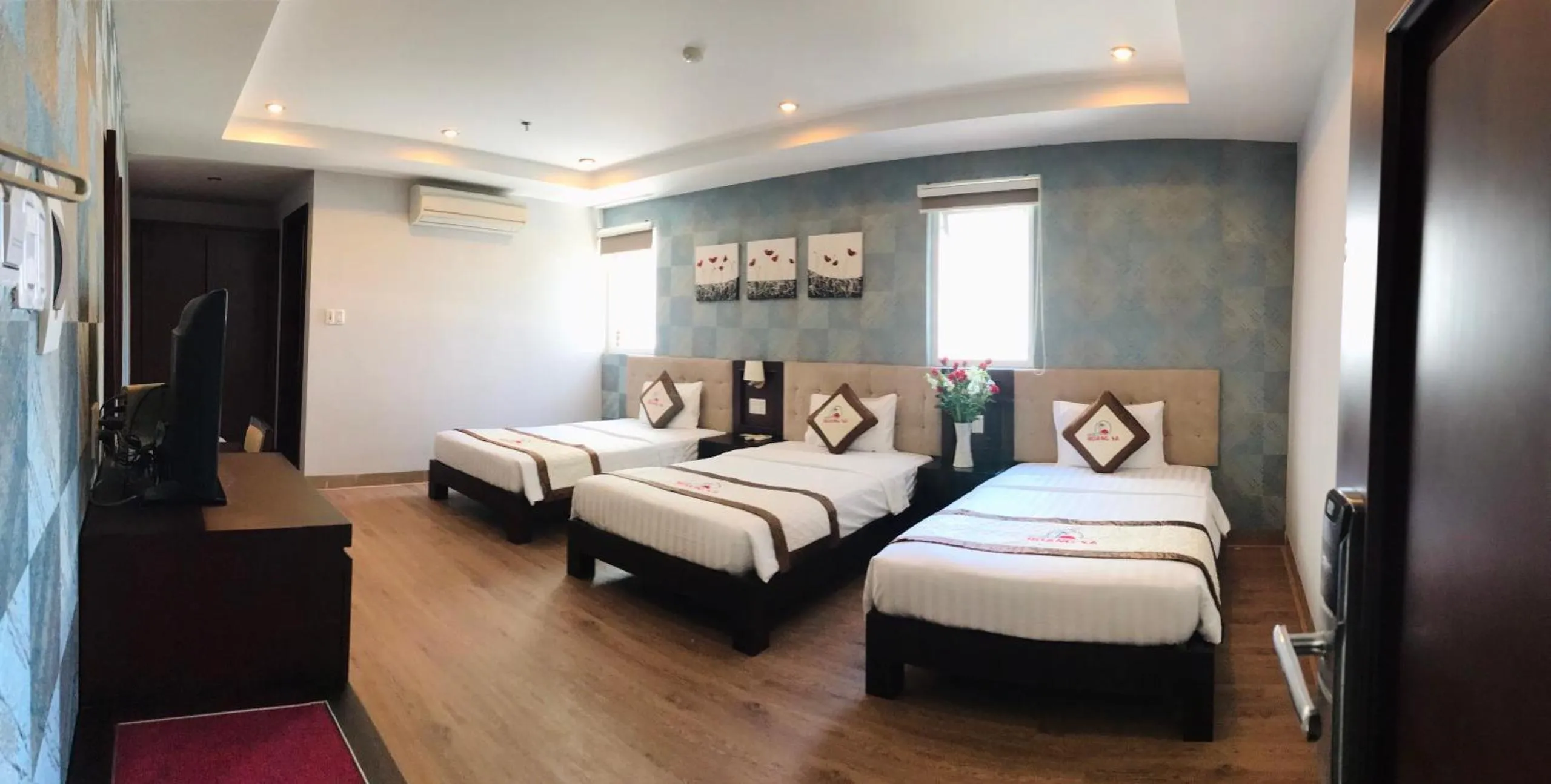 Bed in Hoang Sa Hotel