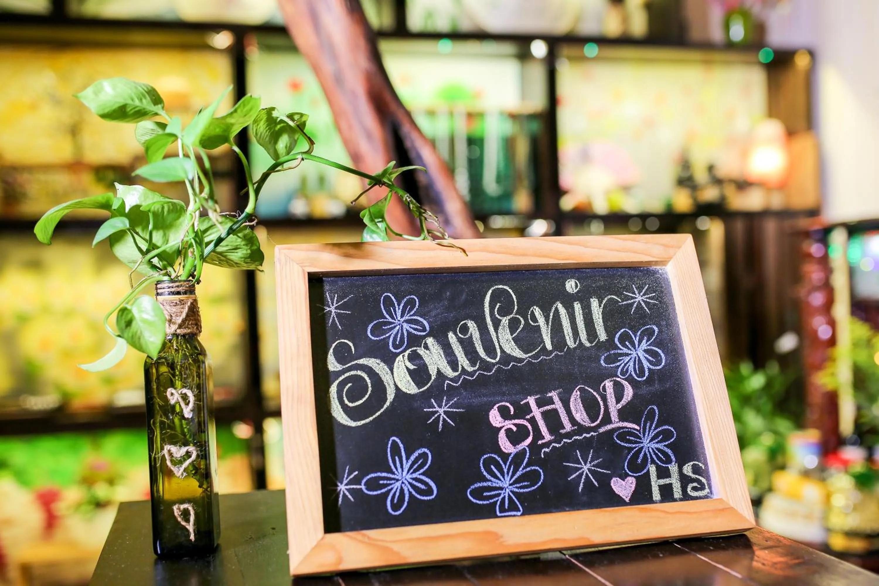 On-site shops in Hoang Sa Hotel