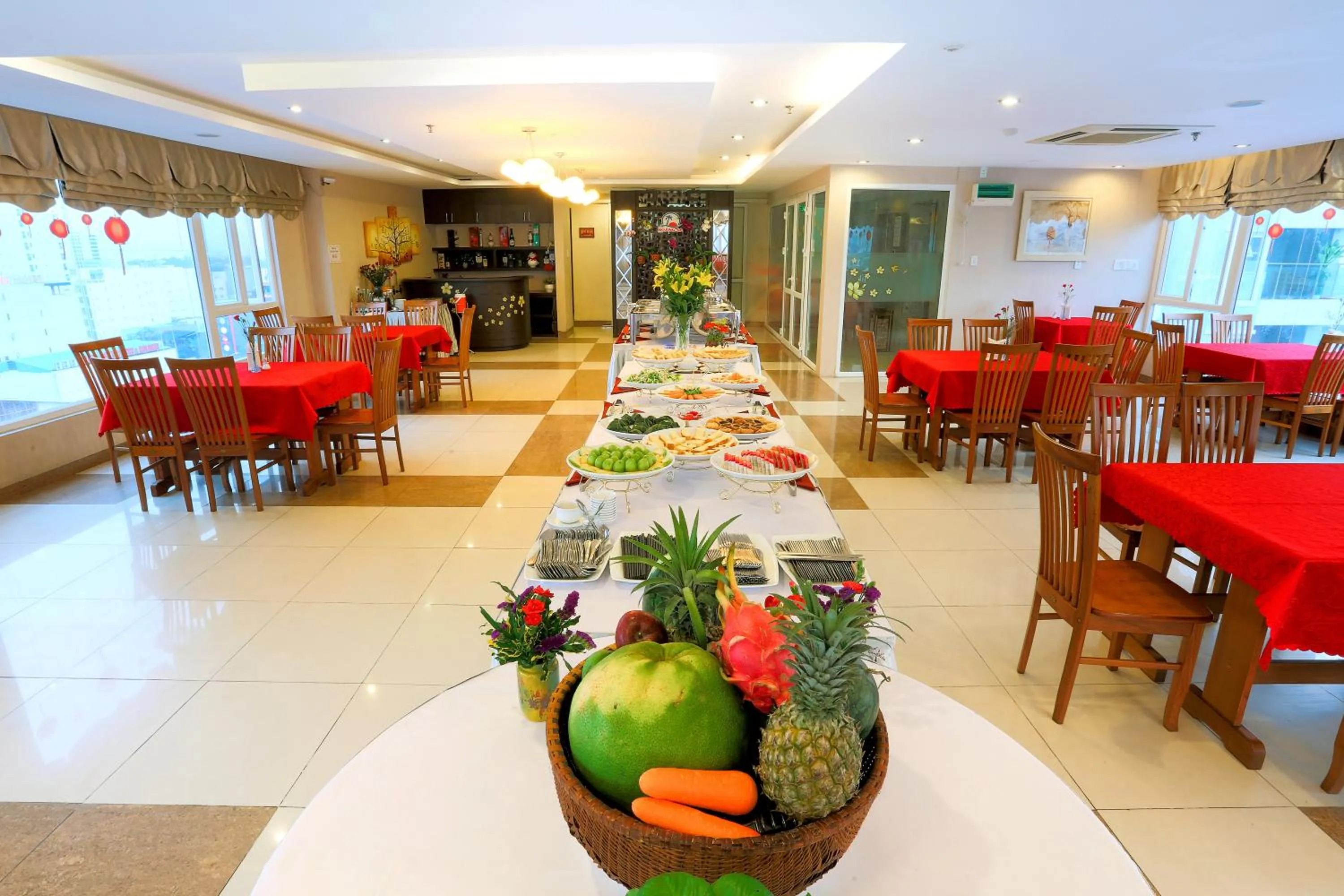 Restaurant/places to eat in Hoang Sa Hotel