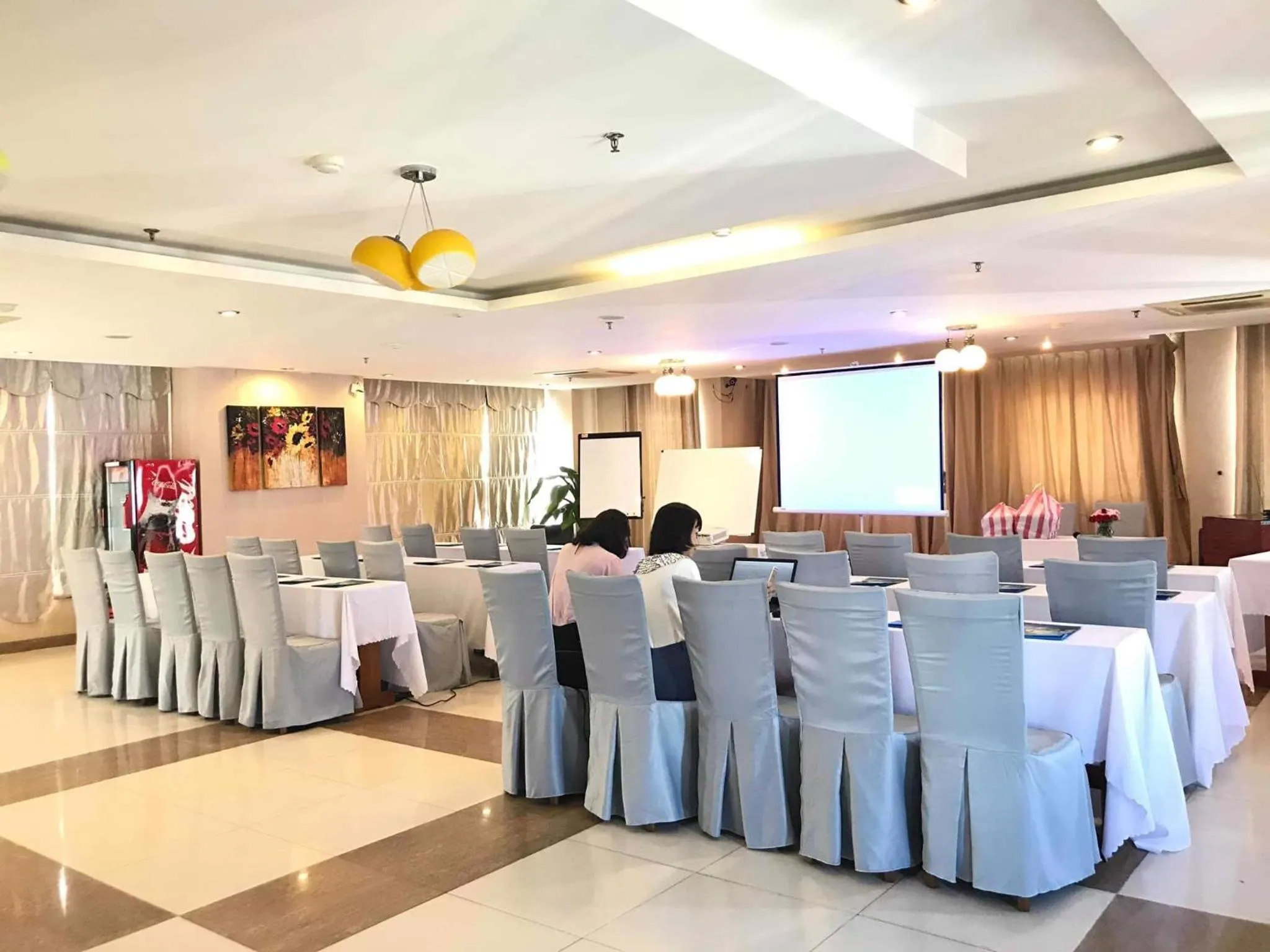 Meeting/conference room in Hoang Sa Hotel