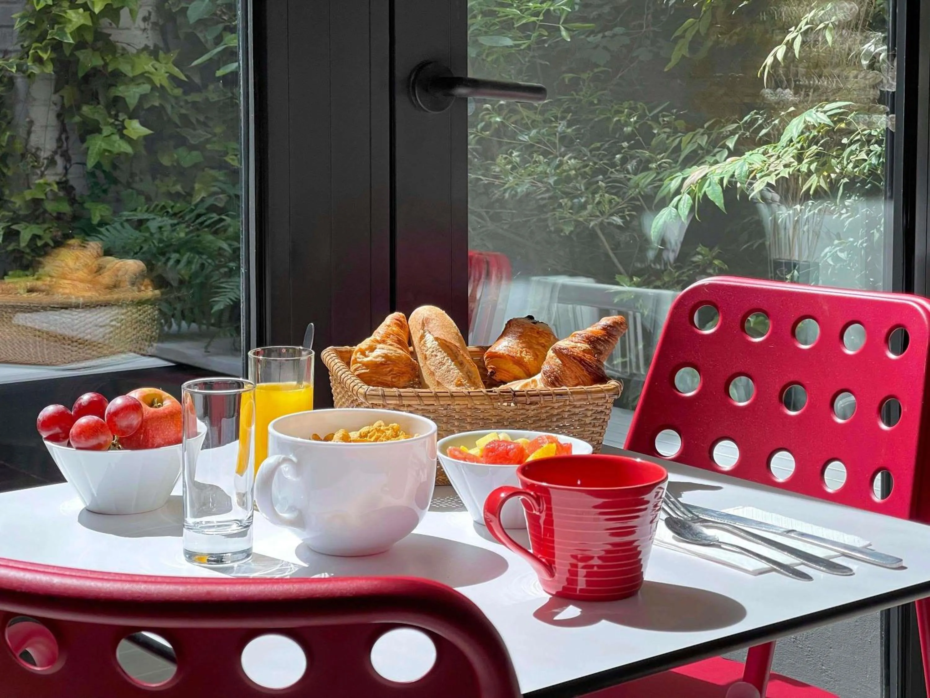 Breakfast in ibis Styles Paris La Défense Courbevoie