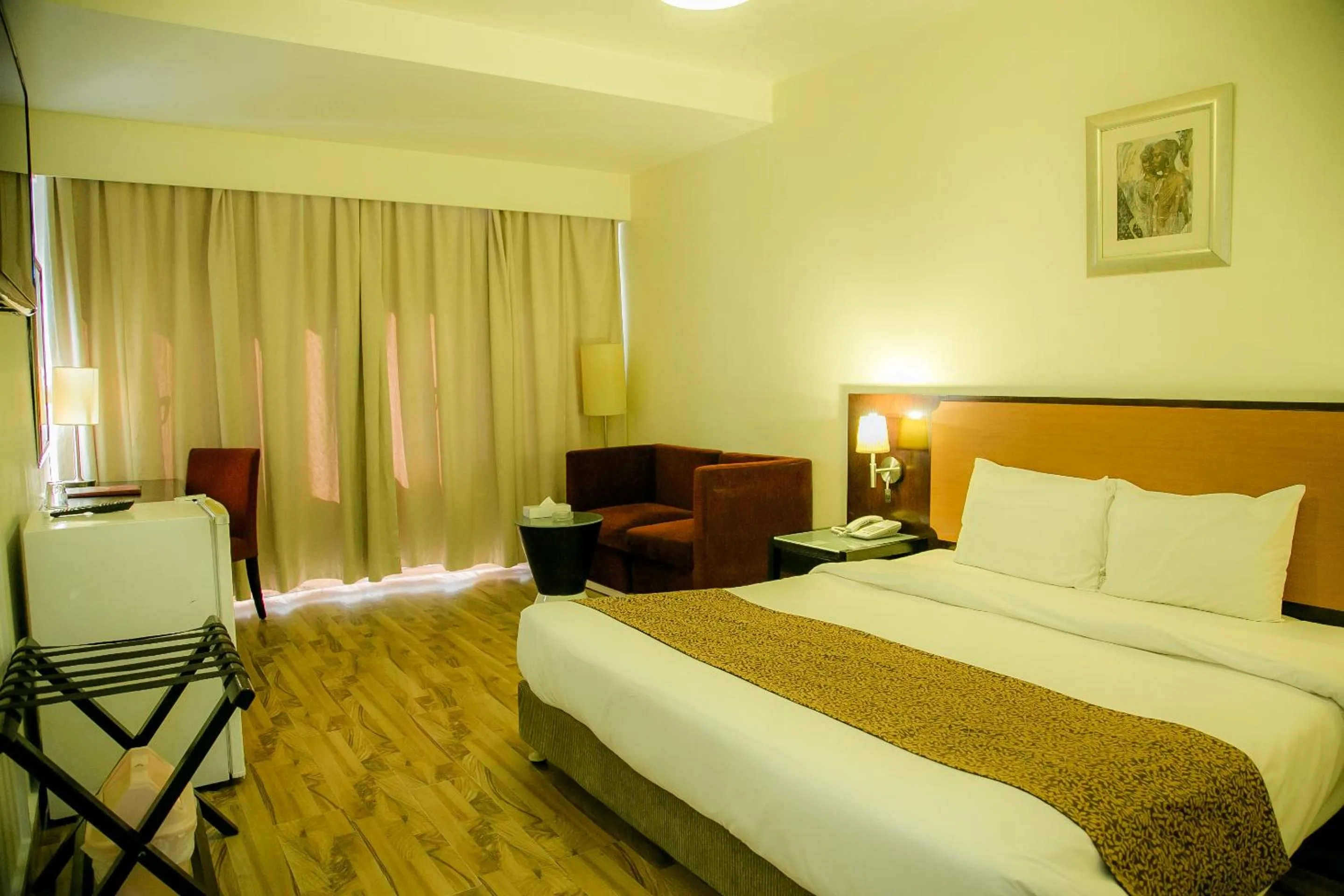 Bedroom, Bed in Phoenicia Grand Hotel