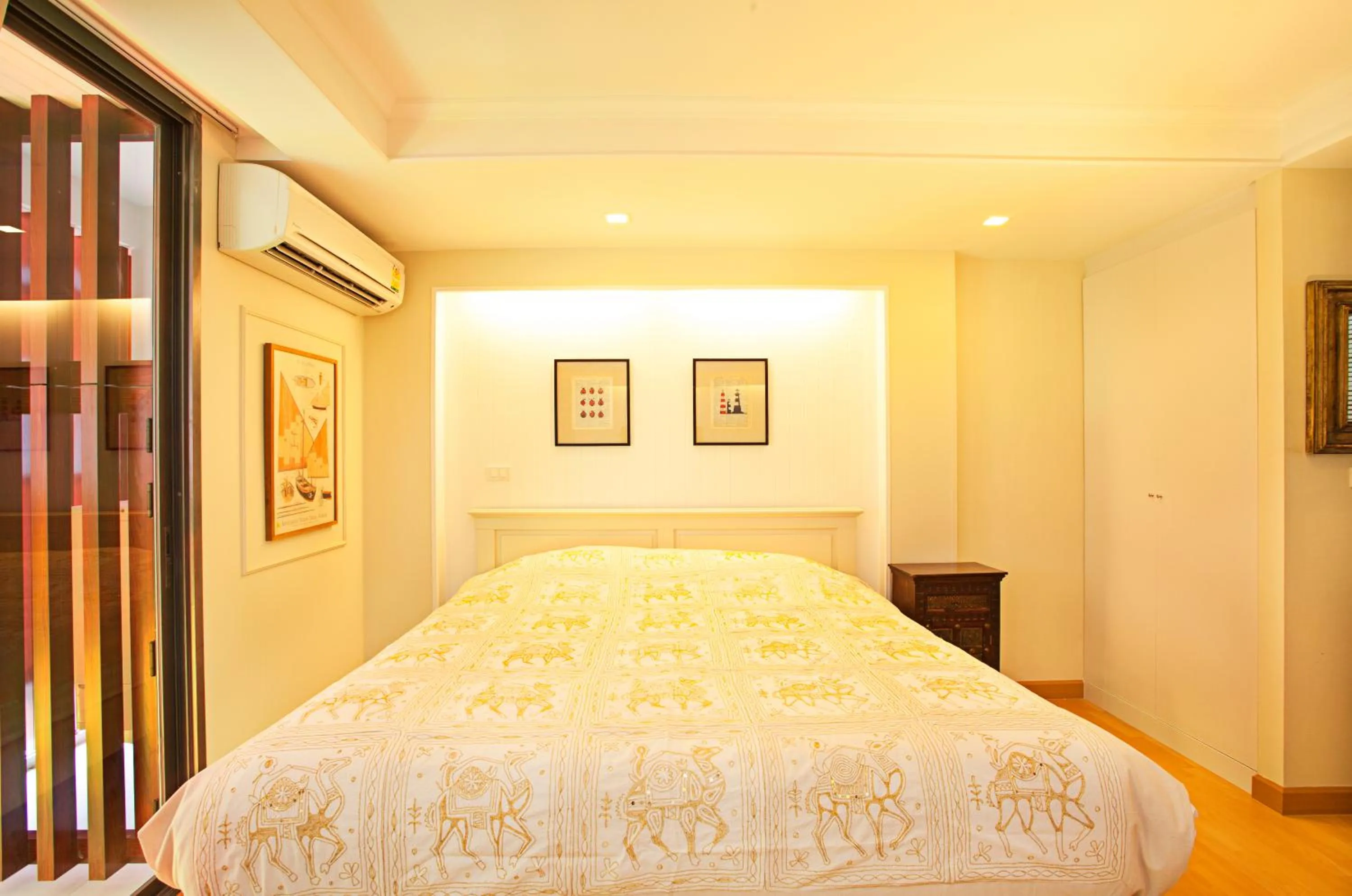 Bedroom, Bed in Rocco Hua Hin Beach Seaview