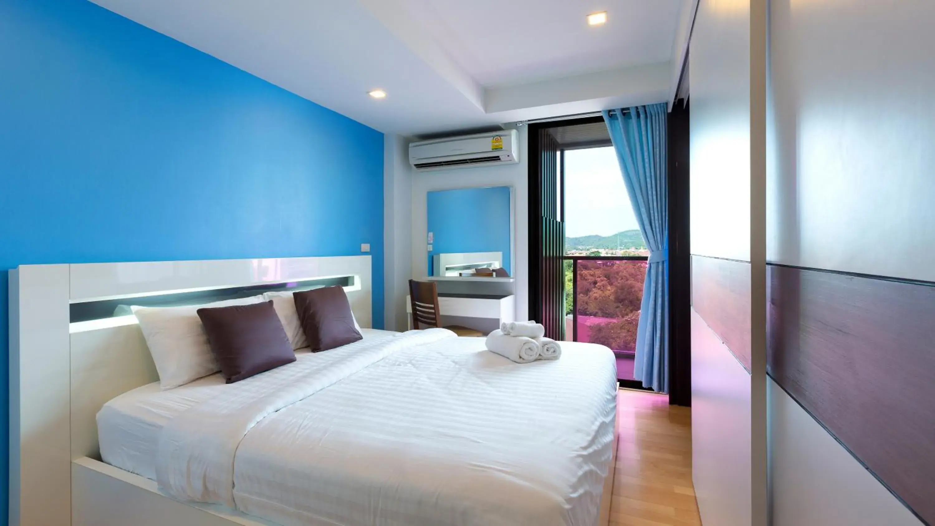 King Studio with Sofa Bed in Rocco Hua Hin Beach Seaview King Studio with Sofa Bed in Rocco Hua Hin Beach Seaview