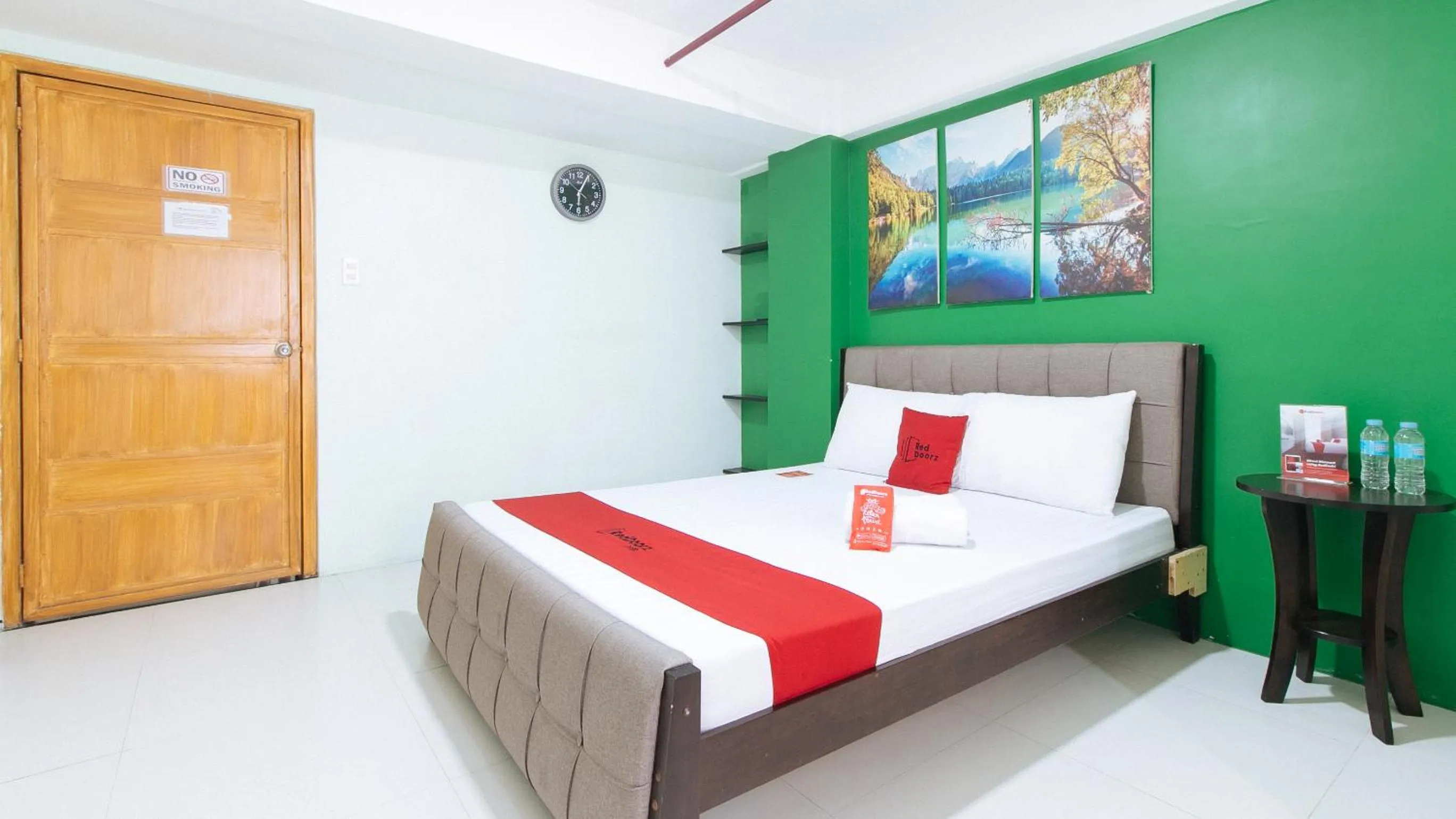 Bed in RedDoorz near C5 Kalayaan Avenue Makati