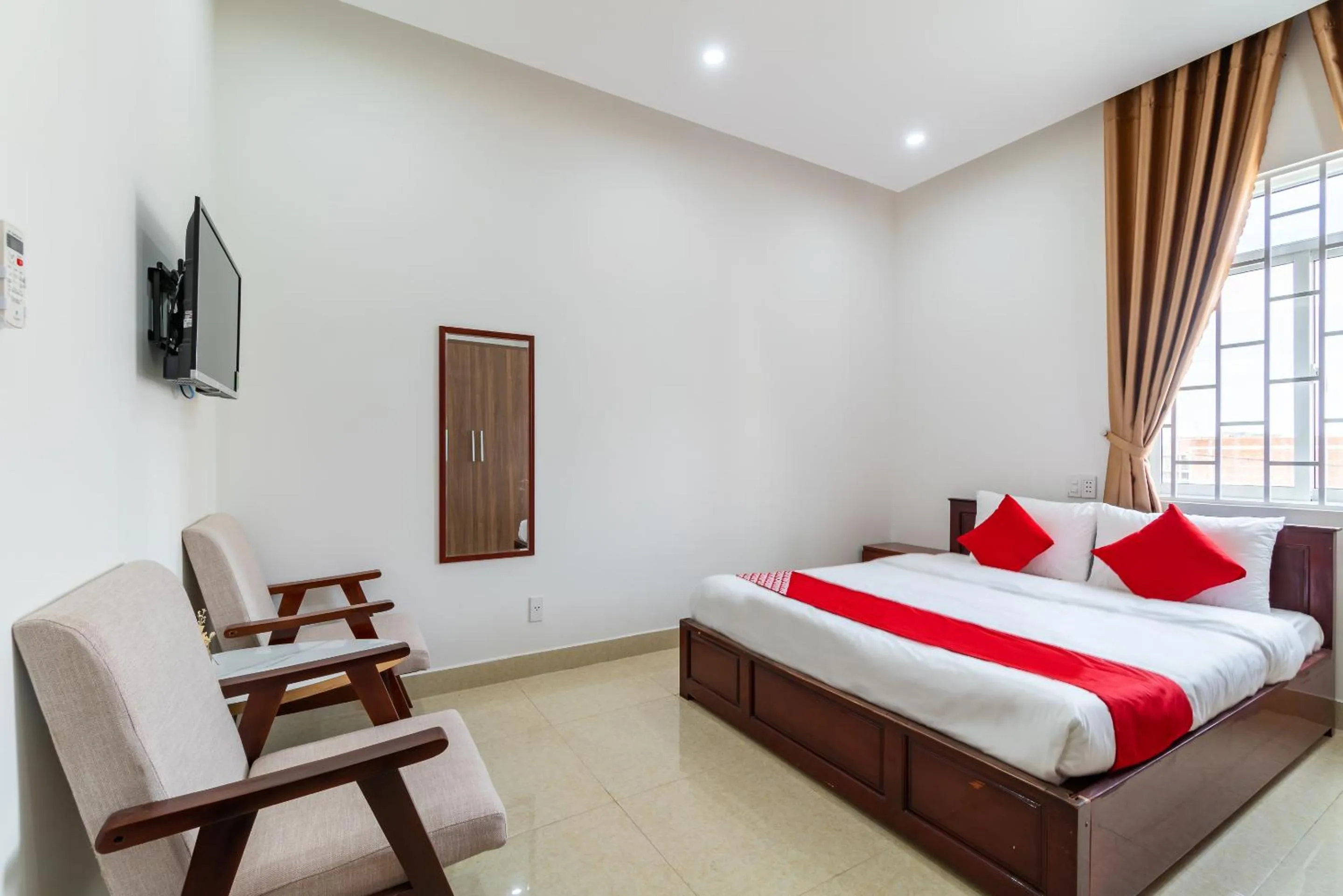 Bedroom, Bed in Le House Hotel and Studio