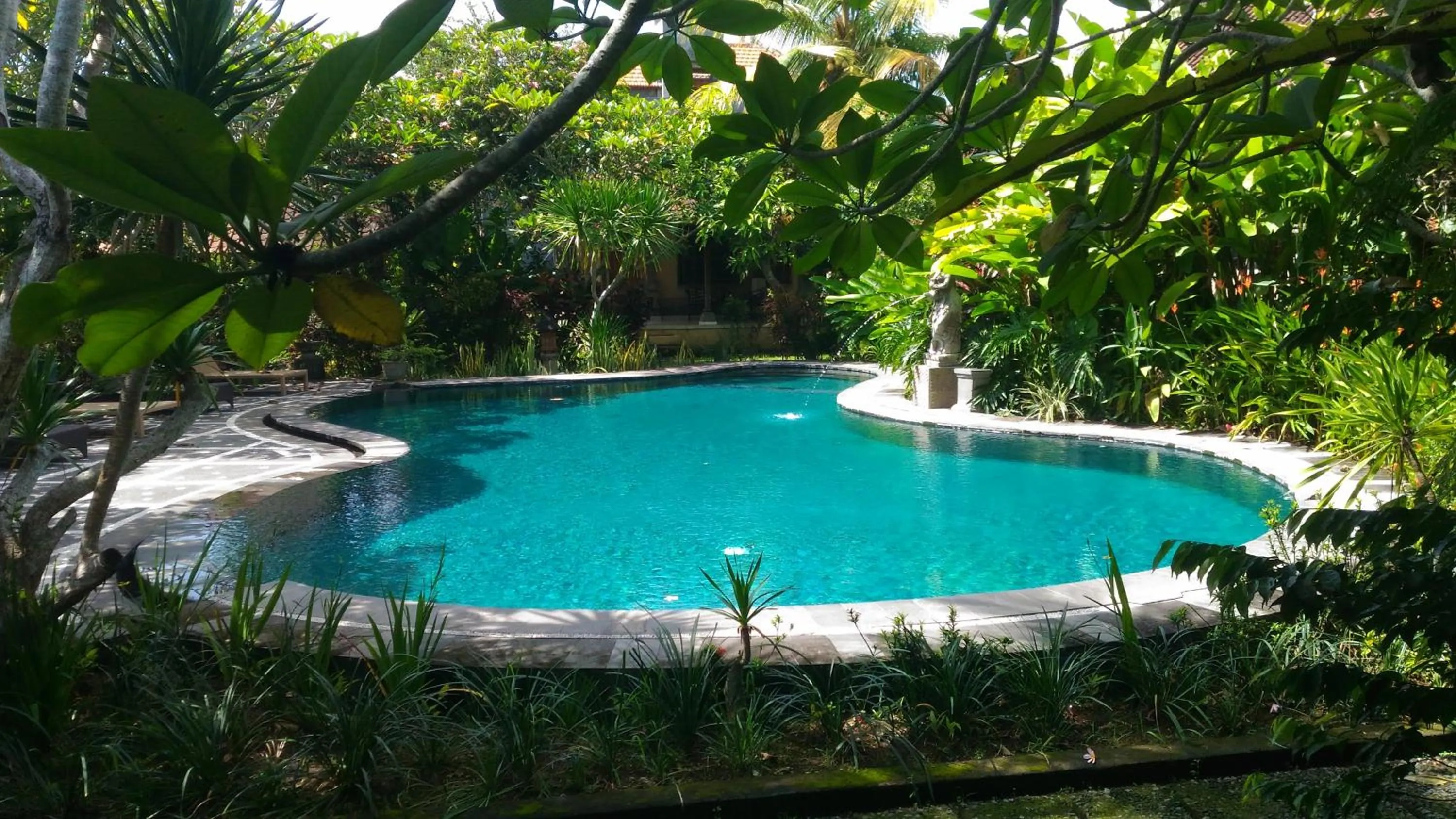 Swimming pool in Arjana Bungalows 2